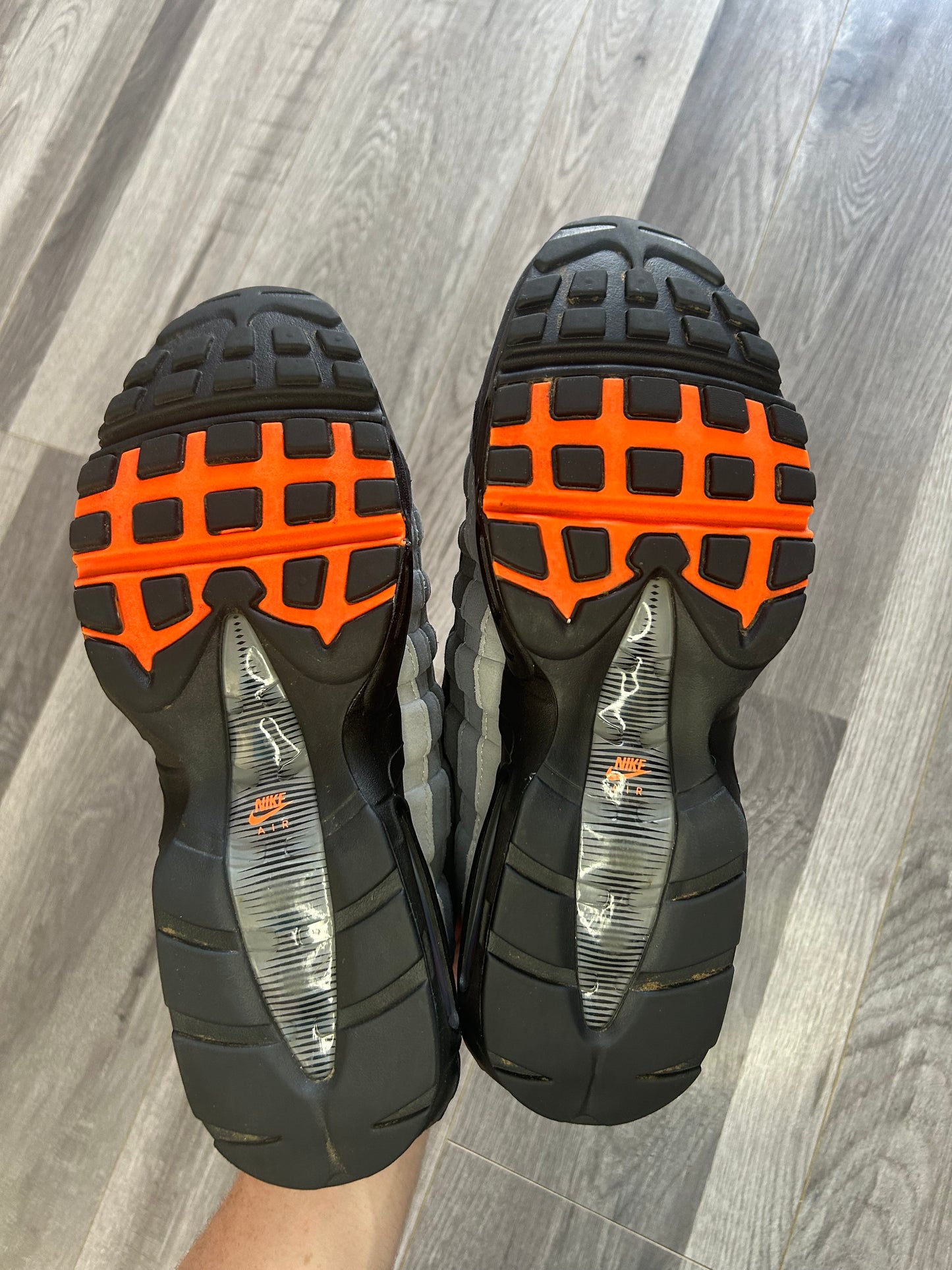 Nike Airmax 95 hyper crimson uk 10.5 used