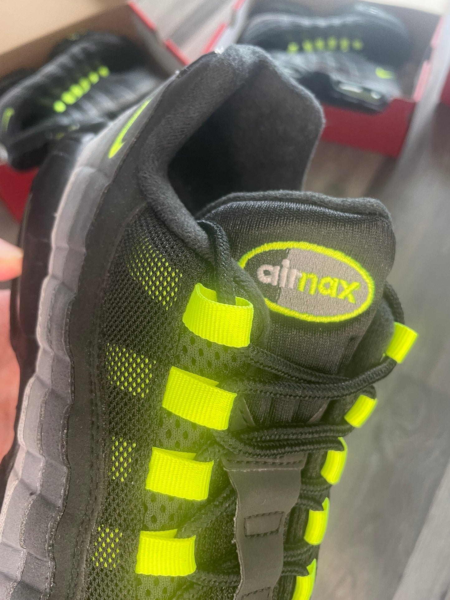 Nike air max 95 reverse neon brand new