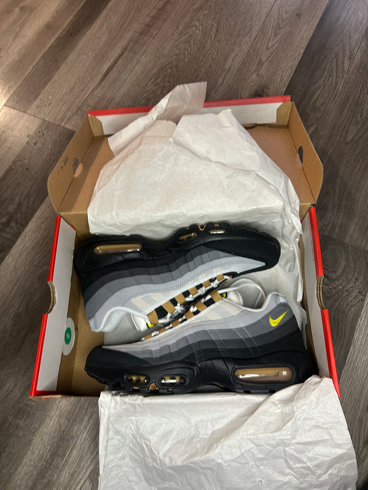 Nike Airmax 95 yellow strike unworn