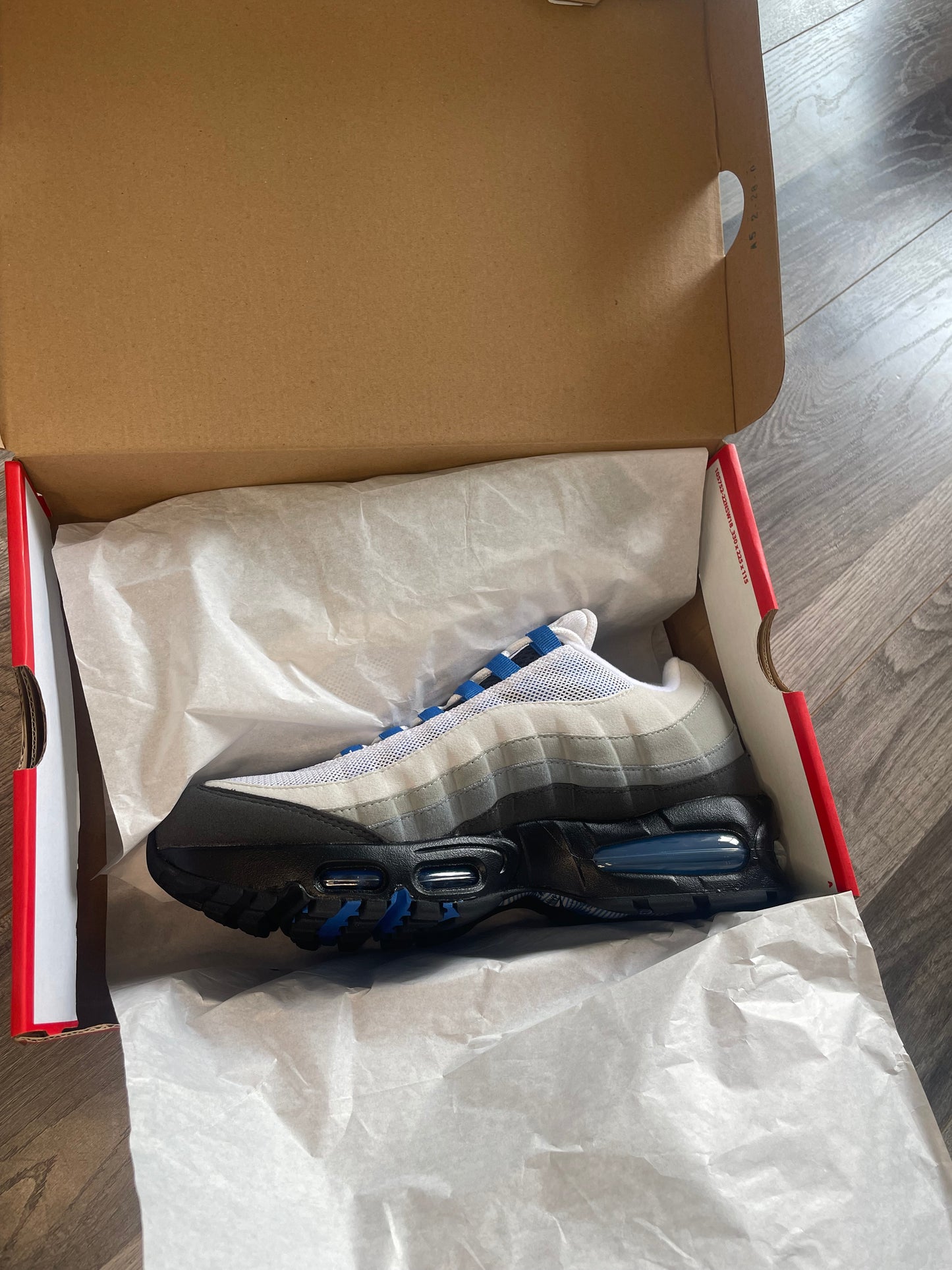 Nike air max 95 spark blue multiple sizes brand new