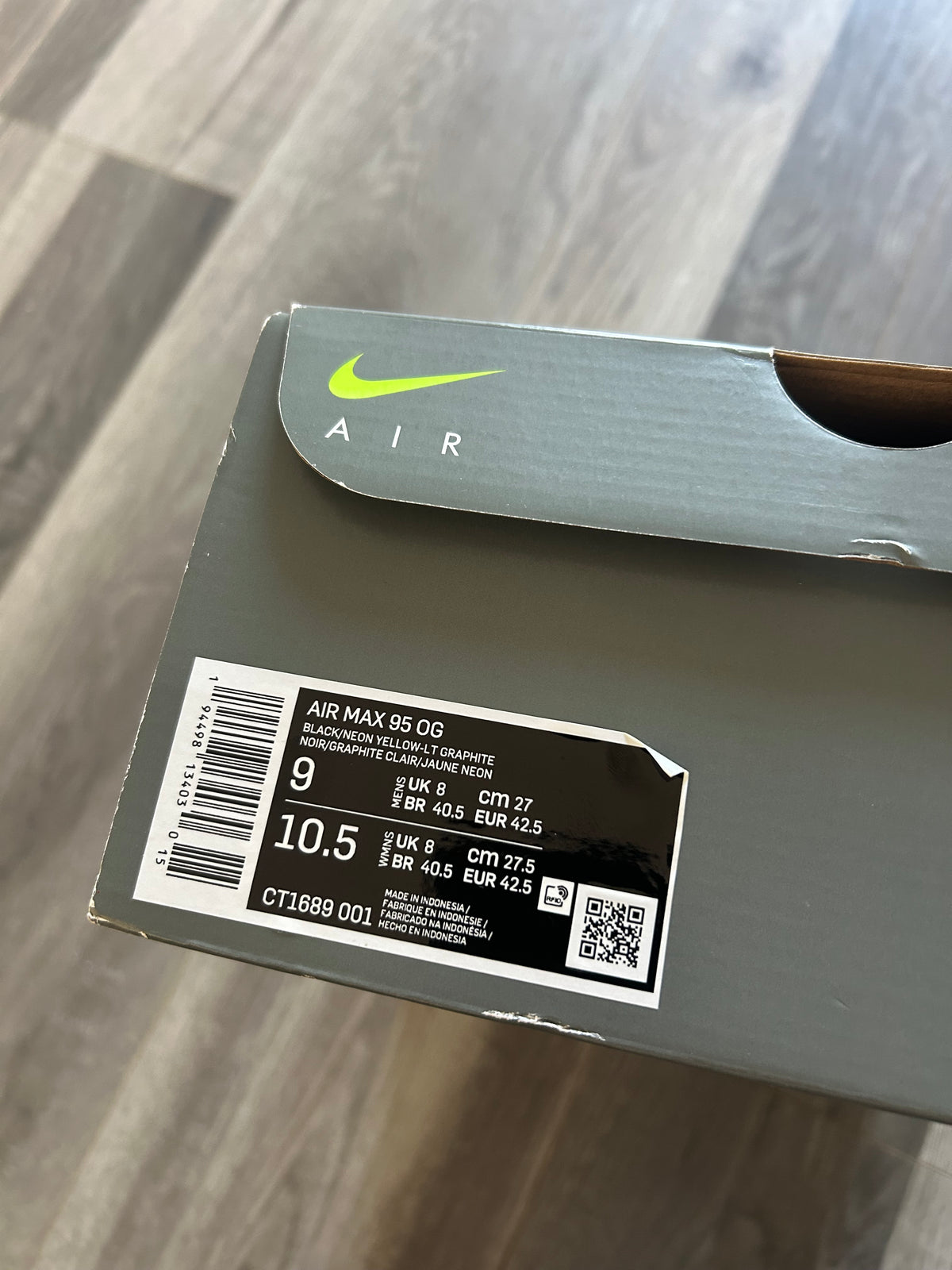 Nike Airmax 95 neon 2020 uk 8 used