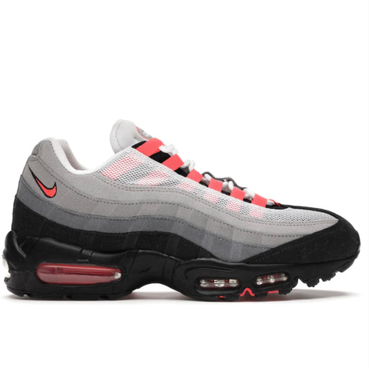 Air max 95 solar red 2017 Uk 7.5 (used)