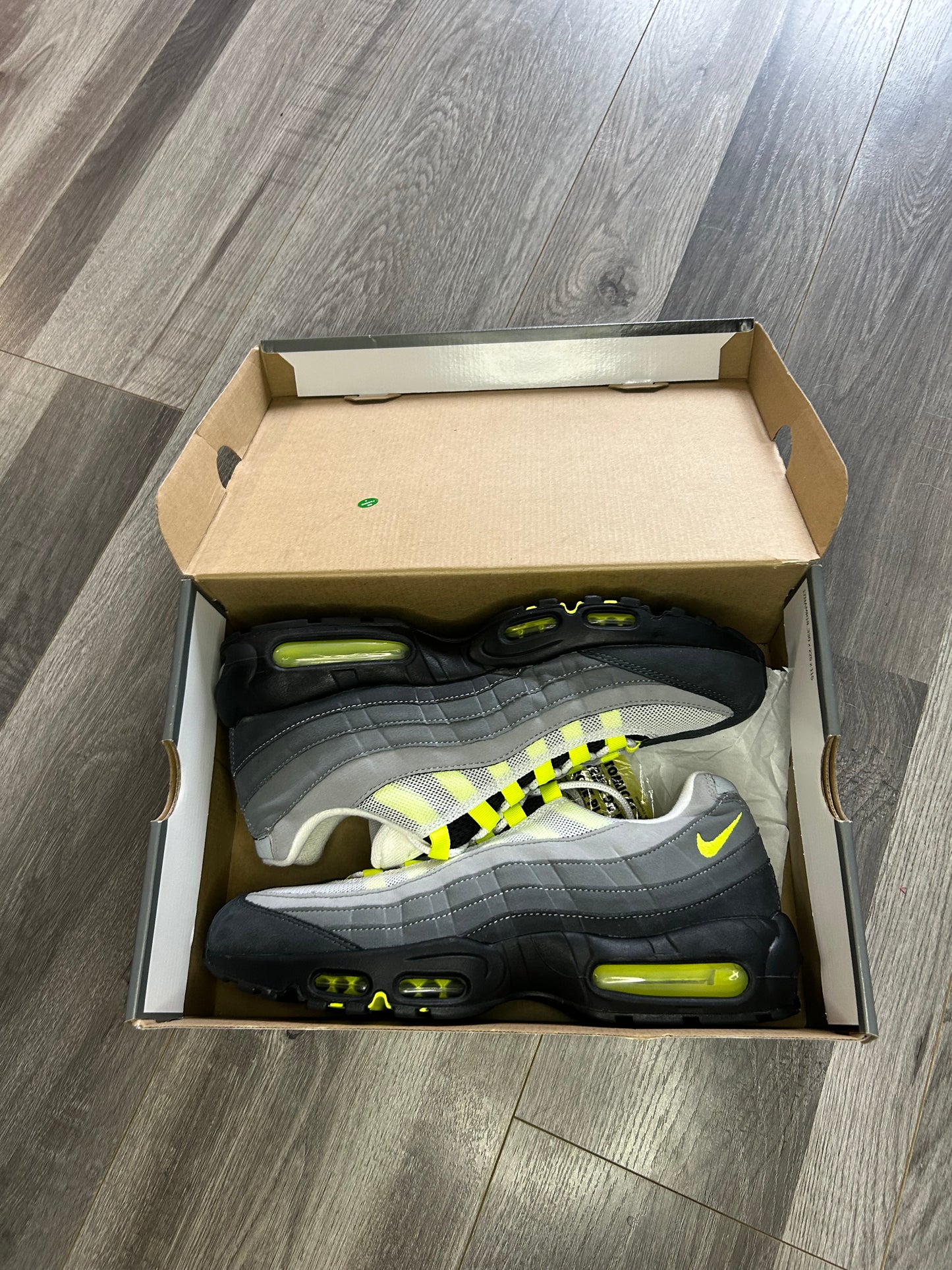 Nike Airmax 95 neon 2020 uk 10 used