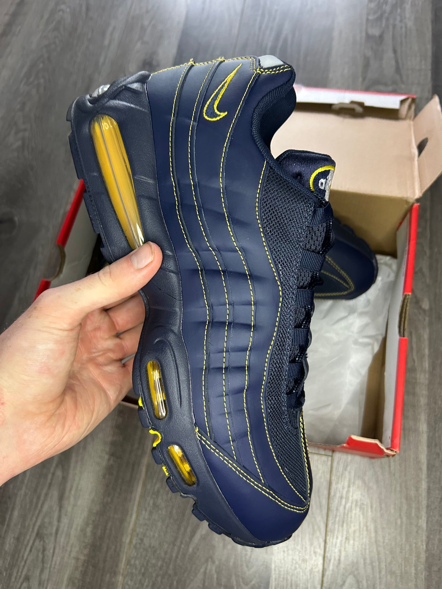 Nike Airmax 95 big bubble obsidian varsity uk 12 used