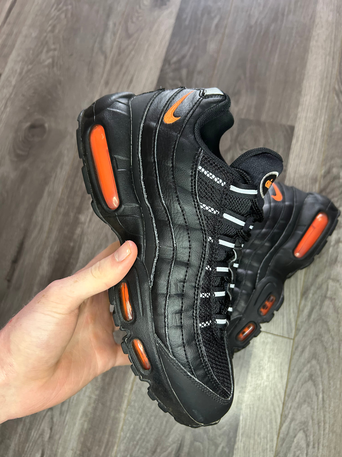 Nike Airmax 95 black total orange uk 7 used