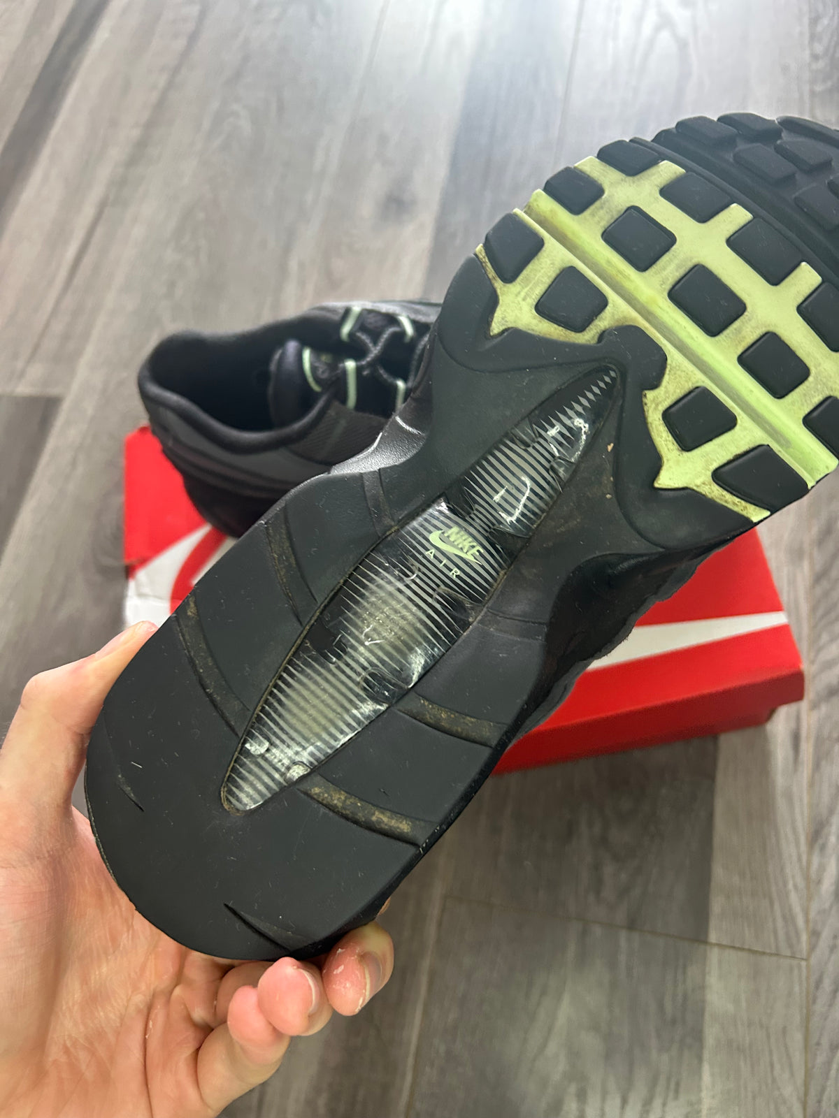 Nike Airmax 95 vapour green uk 9.5 used