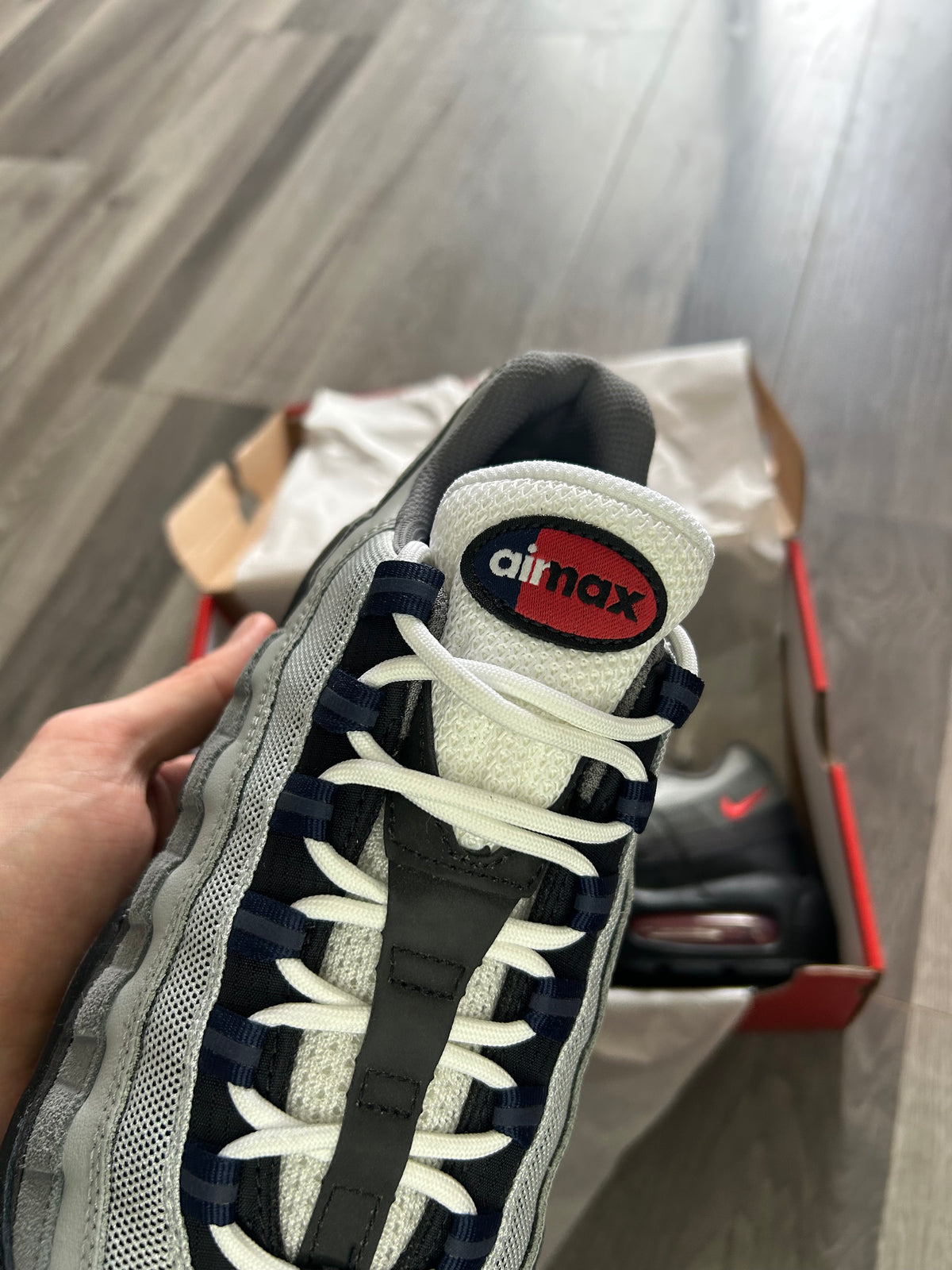 Nike Airmax 95 track red uk 9 unworn