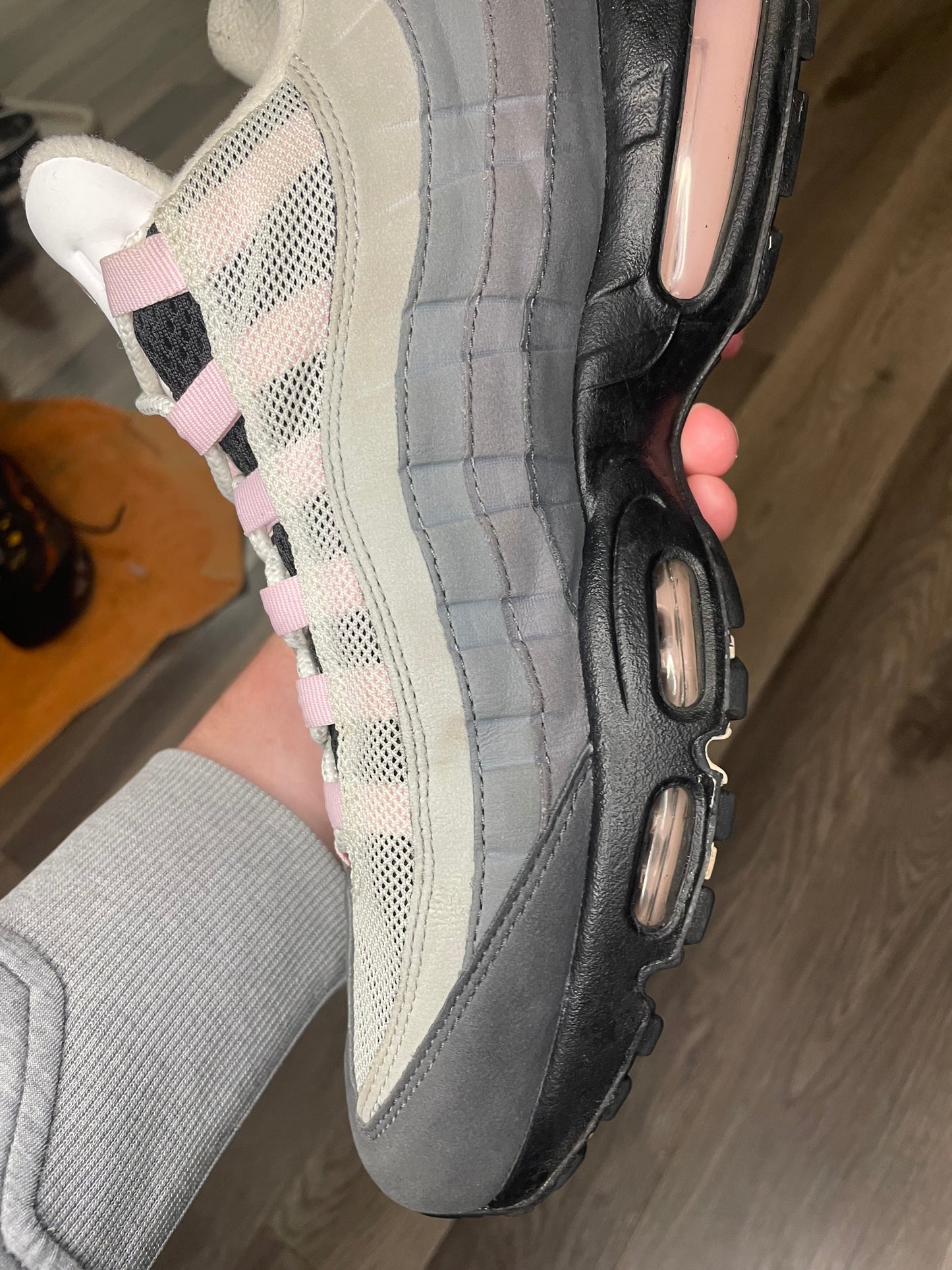 Air max 95 pink foam uk 11 (used)