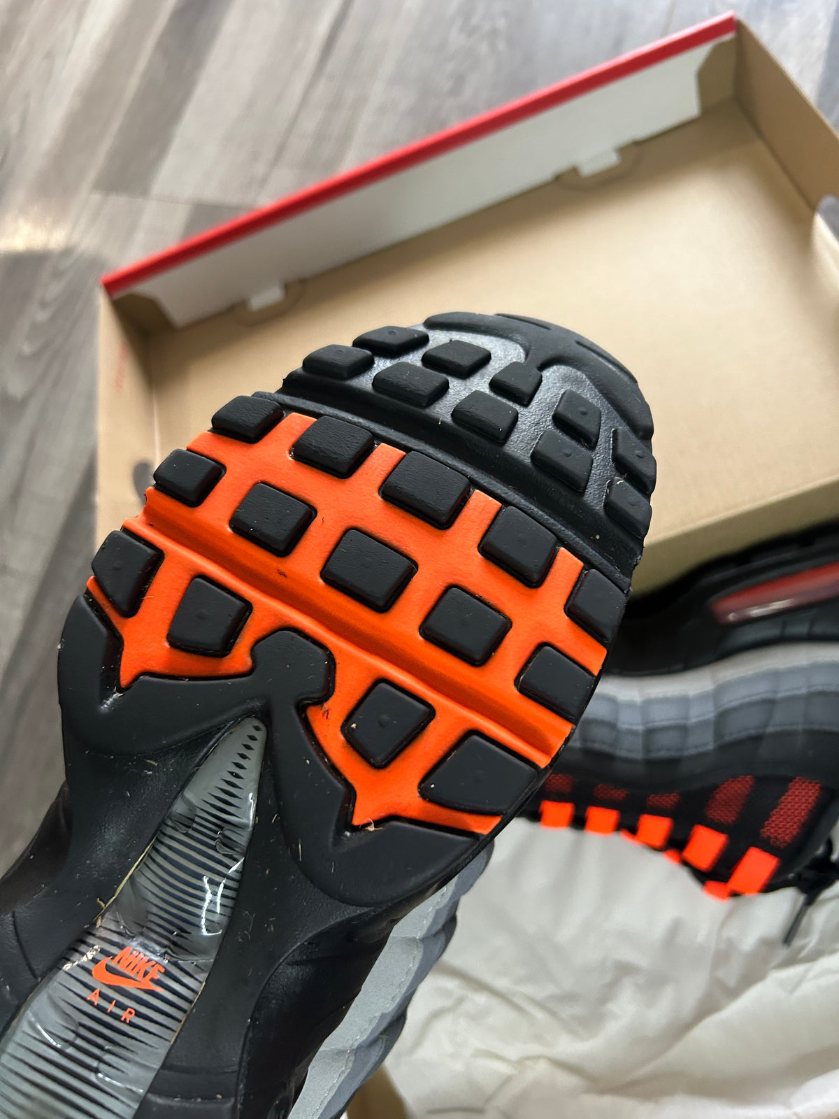 Nike Airmax 95 hyper crimson uk 9 used