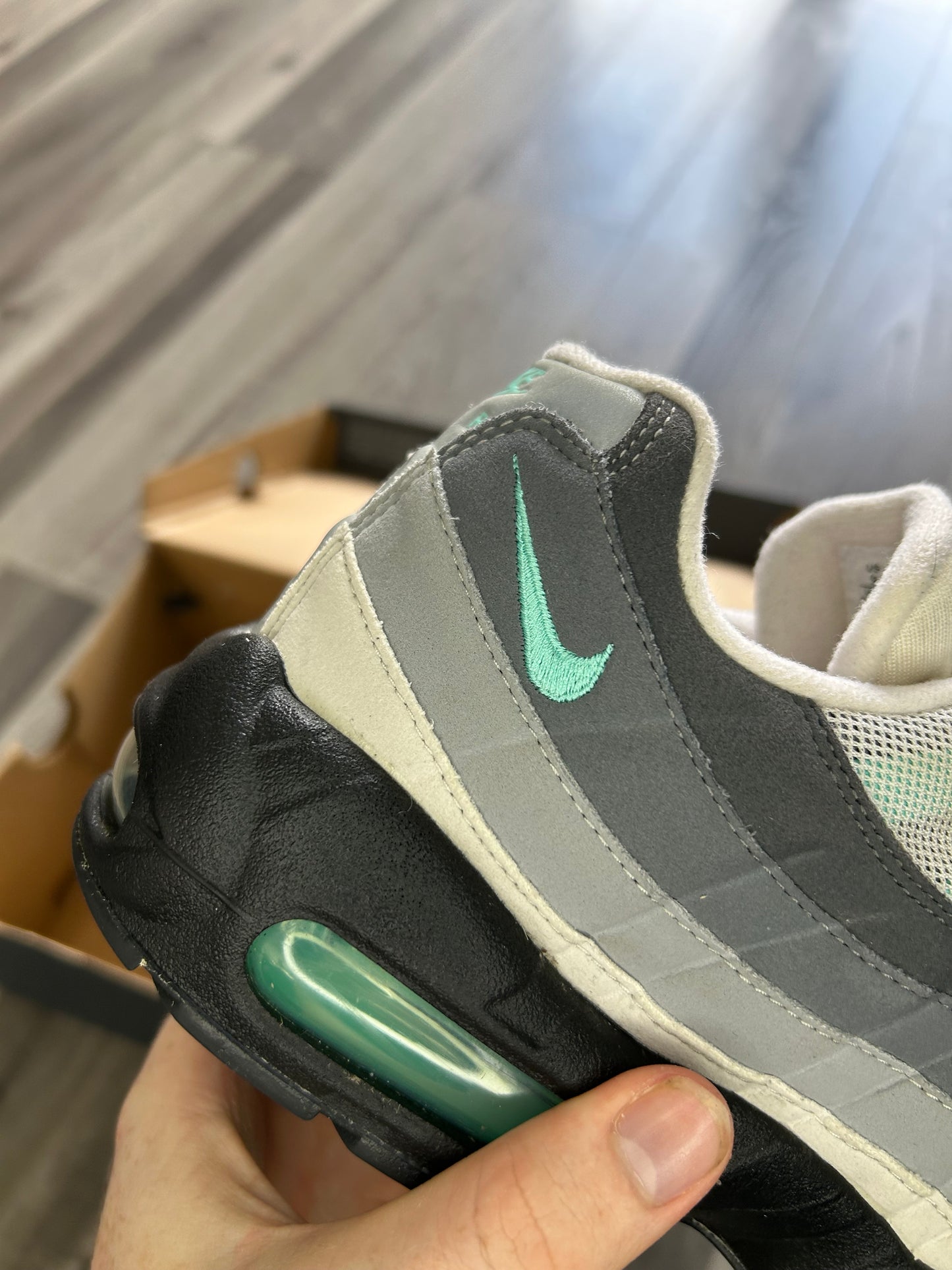 Nike Airmax 95 hyper turquoise uk 8 used
