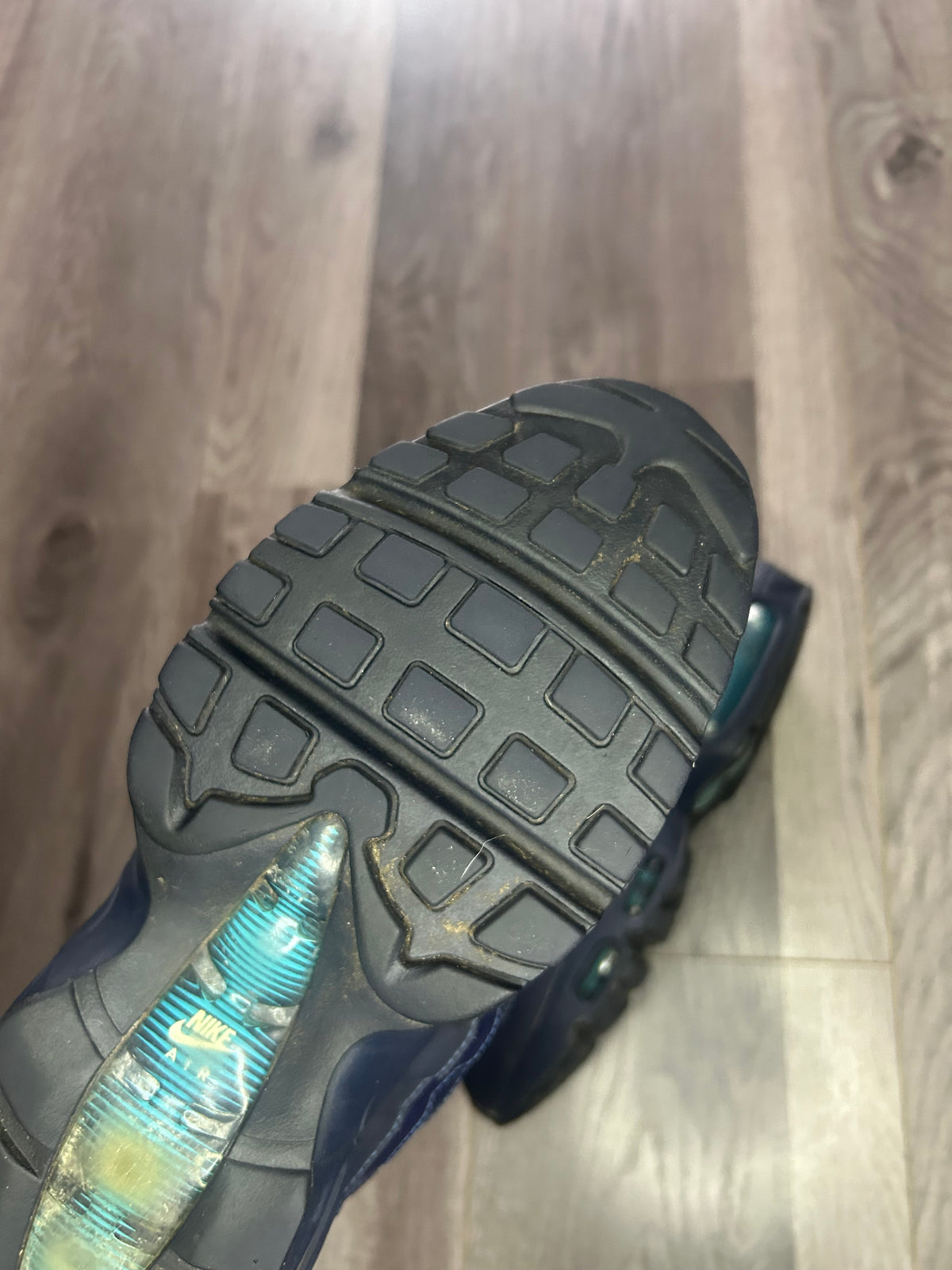 Nike Airmax 95 essential obsidian uk 7 used