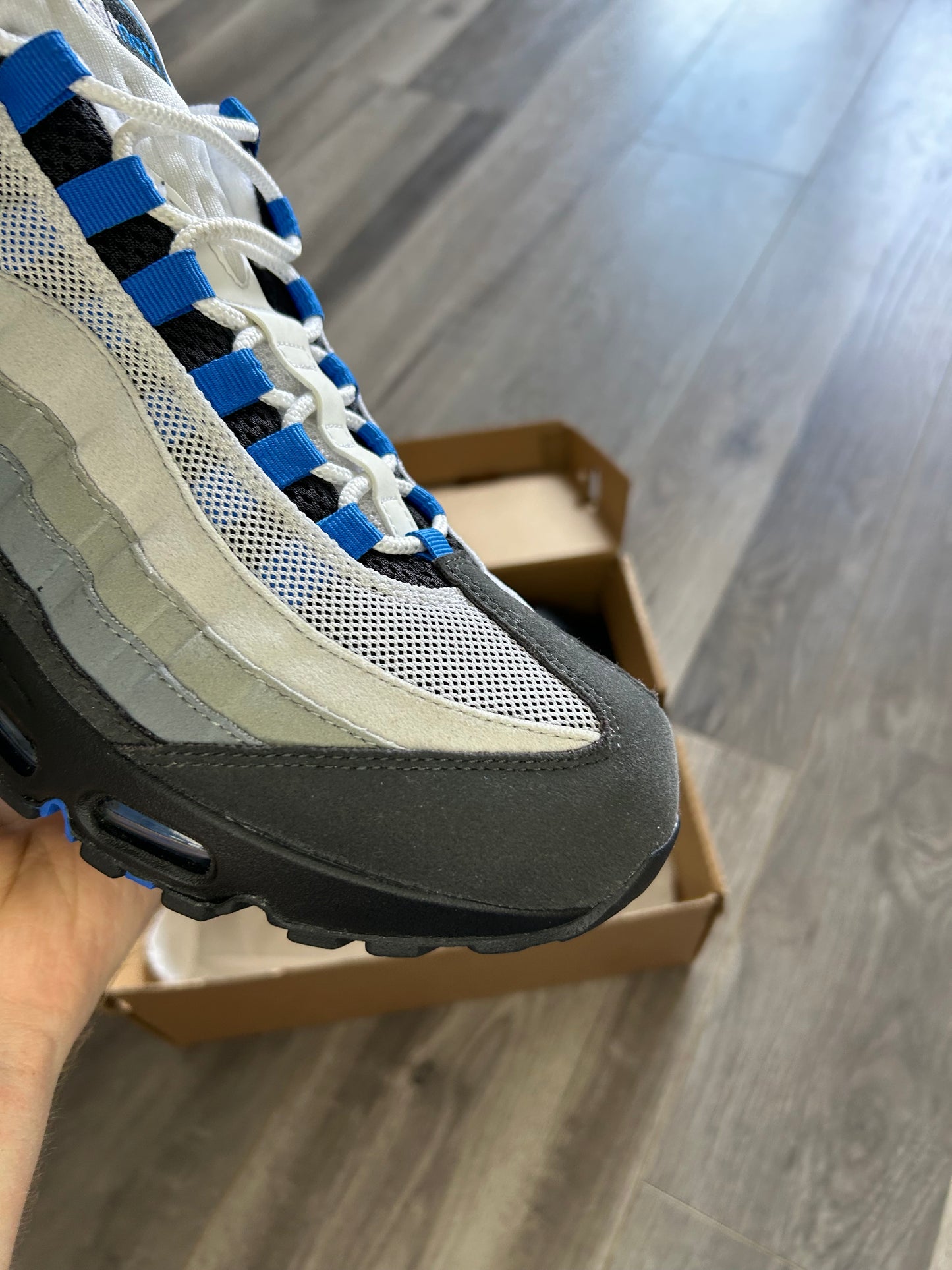 Nike Airmax 95 spark blue uk 9.5 like new condition