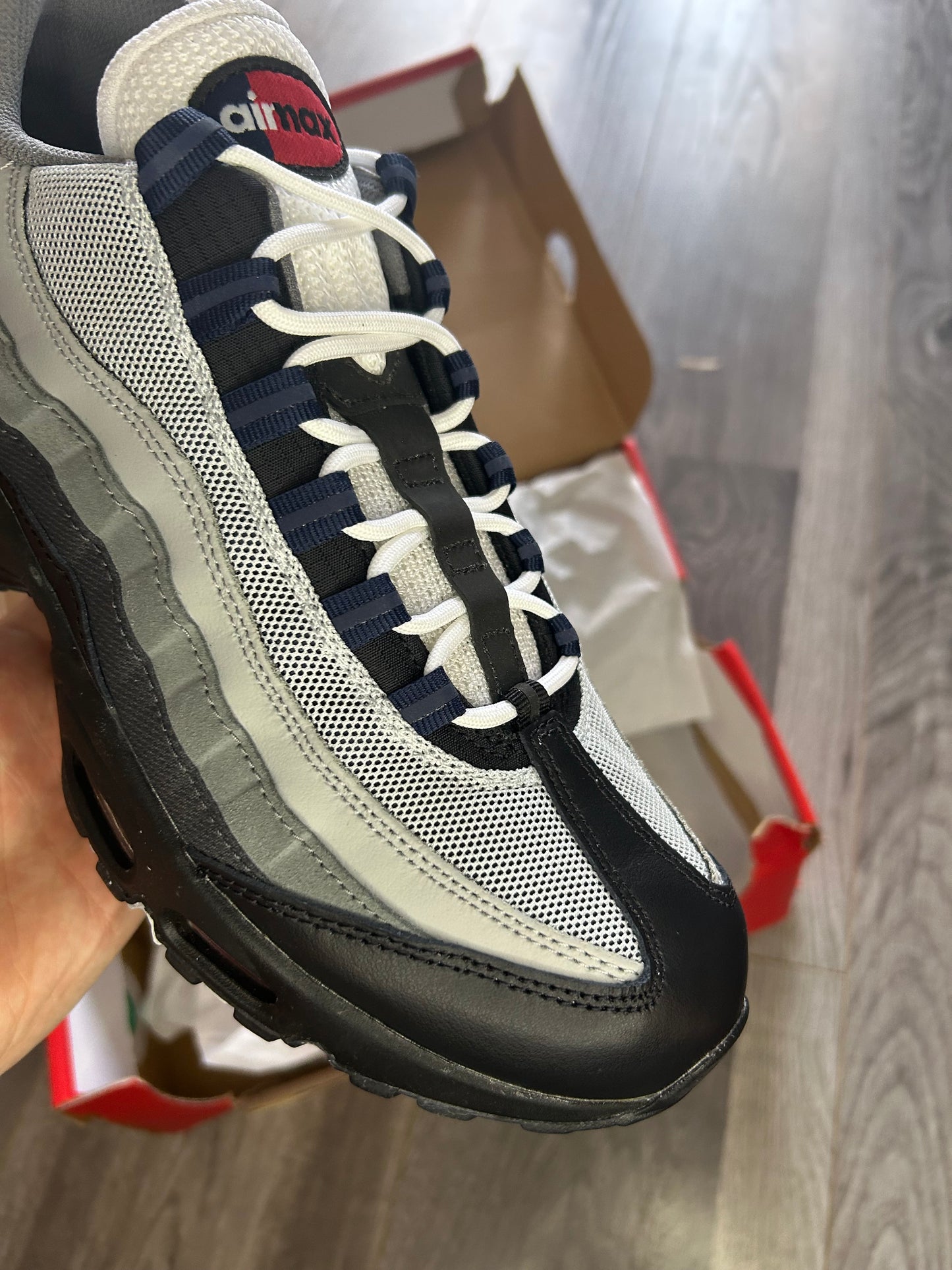 Nike Airmax 95 track red brand new
