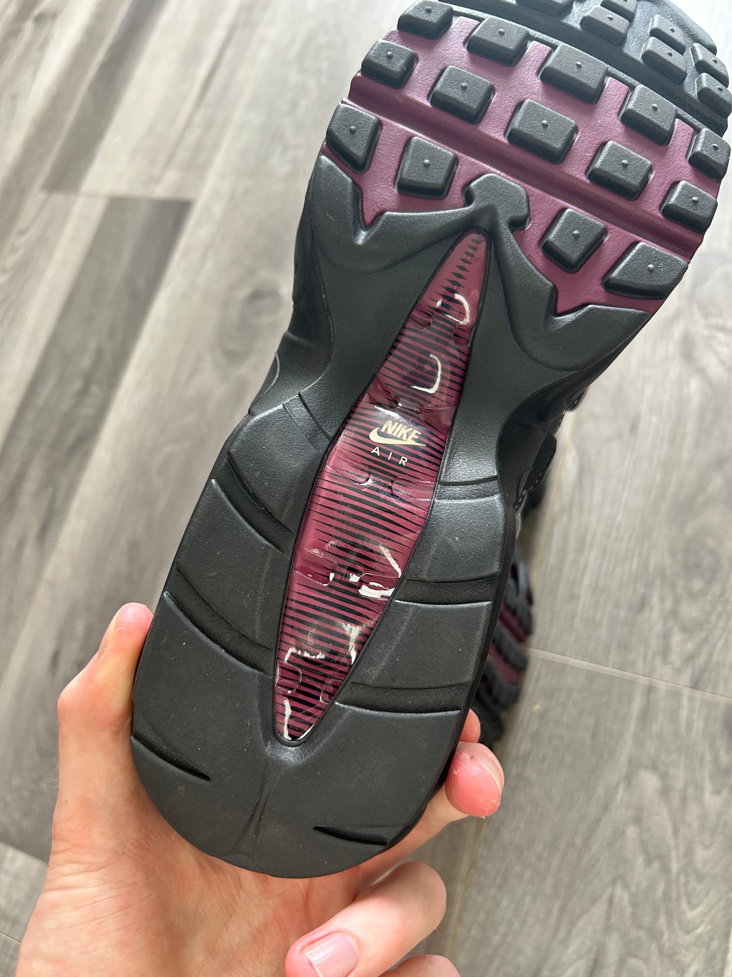 Nike Airmax 95 beetroot uk 10.5 brand new