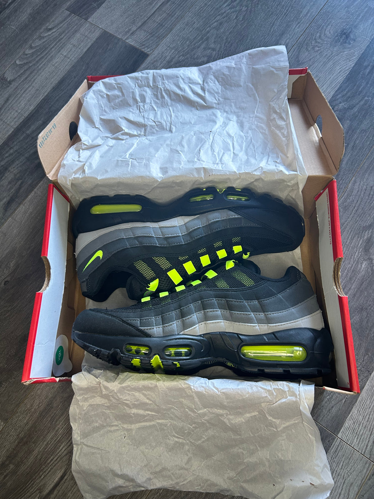 Nike Airmax 95 reverse neon uk 9 unworn