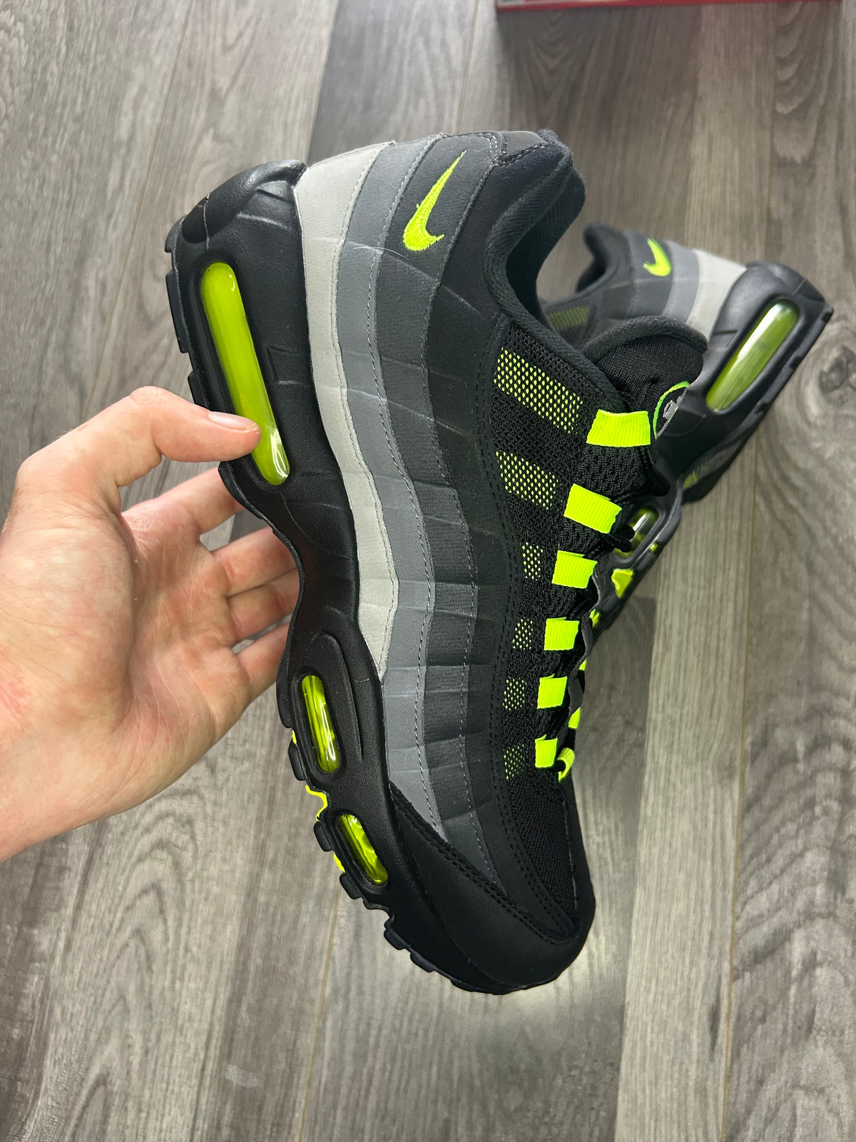Nike Airmax 95 reverse neon uk 10 used