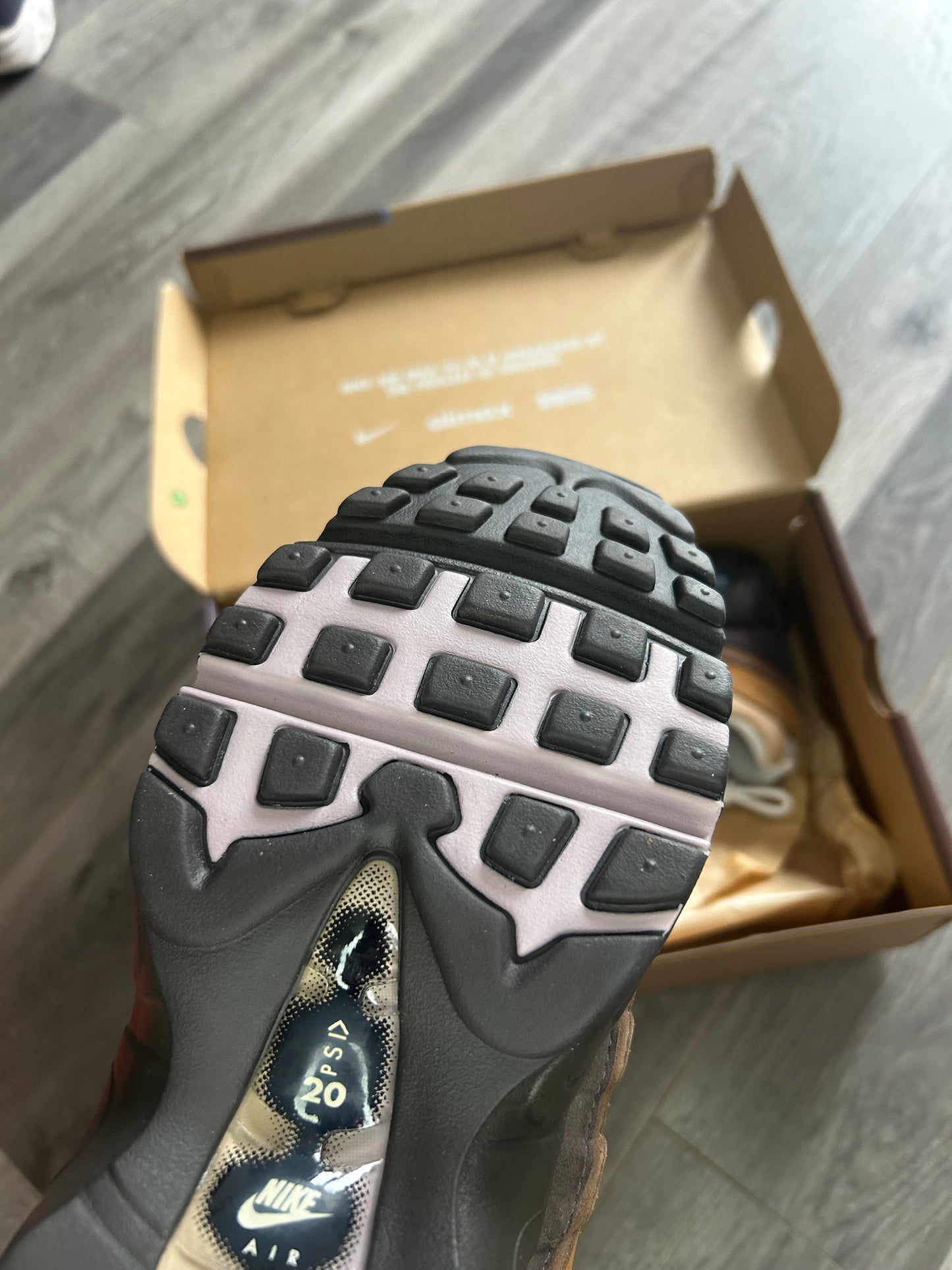 Nike Airmax 95 ‘unearthed’ uk 8 new