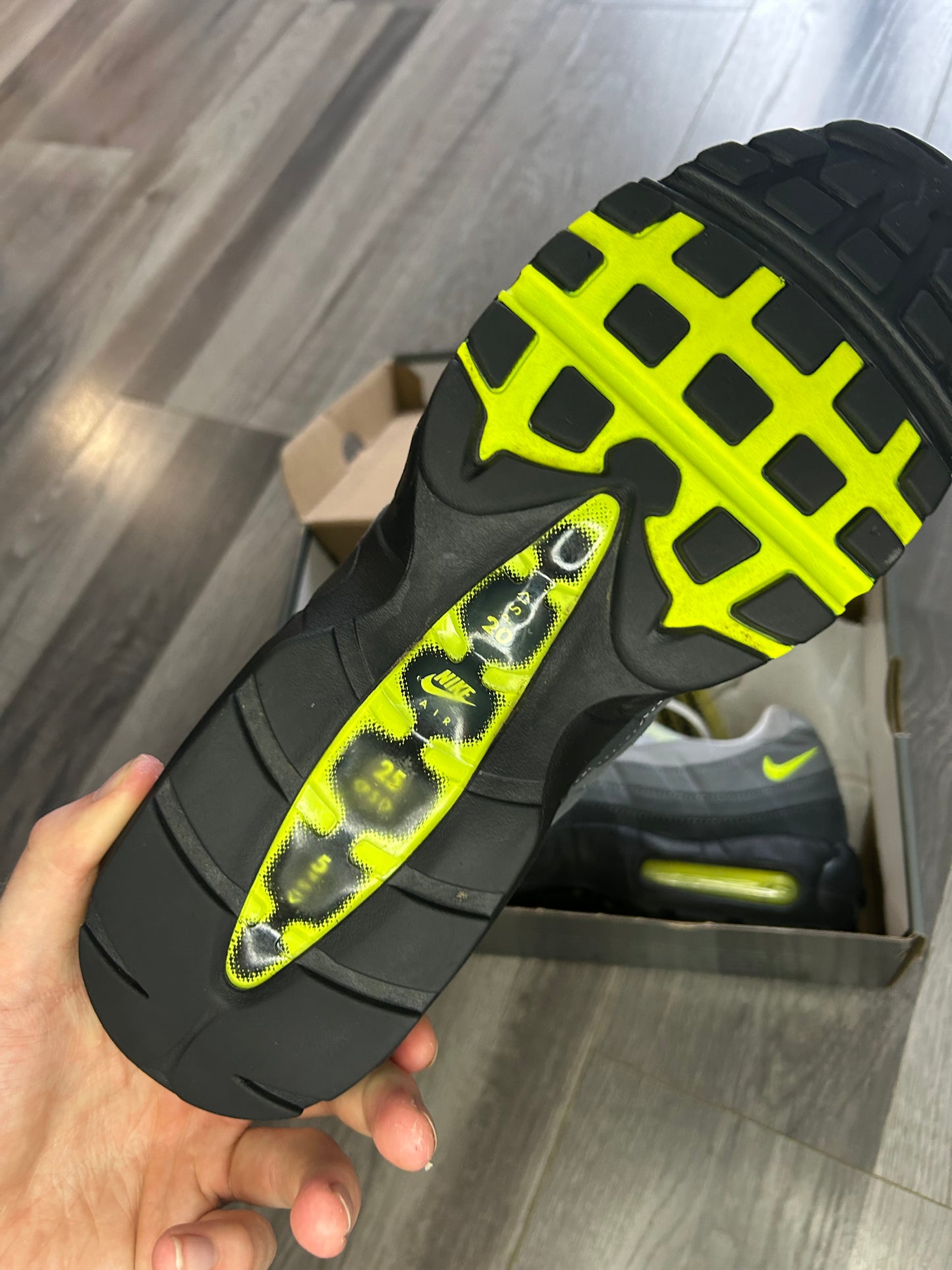 Nike Airmax 95 neon 2020 uk 10 used