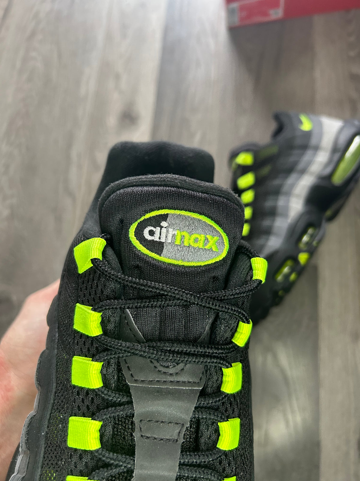 Nike Airmax 95 reverse neon uk 10 used