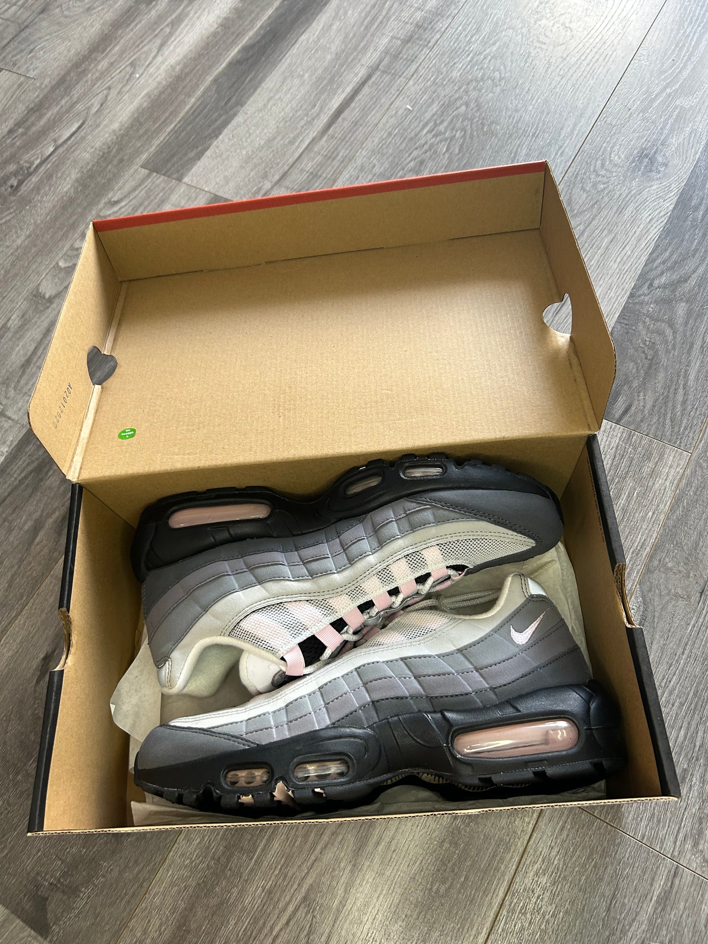Nike airmax 95 pink foam 2019 uk 7.5 brand new