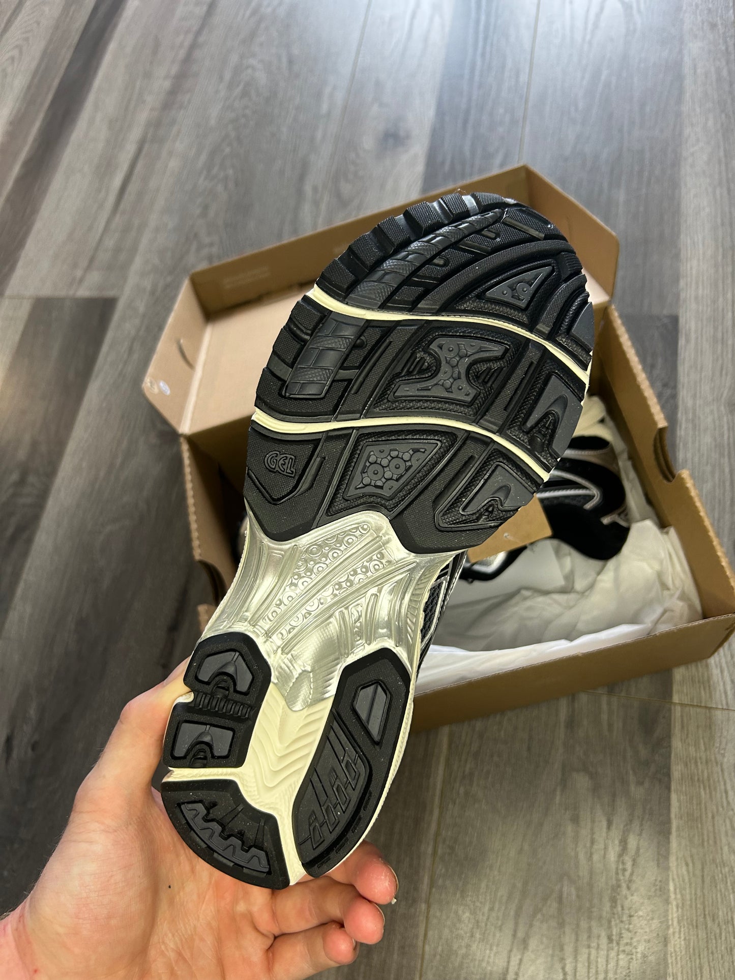 ASICS gel-kayano 14 unlimited pack carrier grey mens