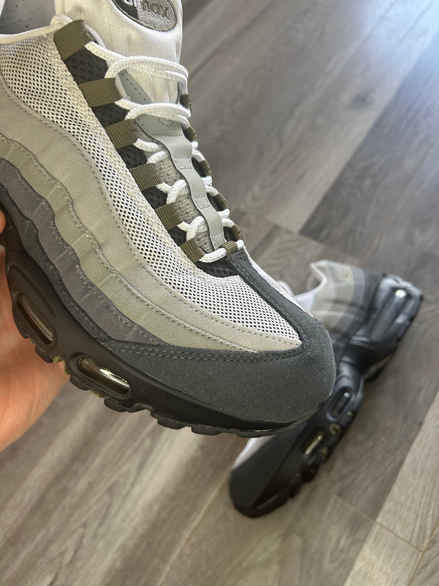 Nike Airmax 95 olive big bubble uk 9 used