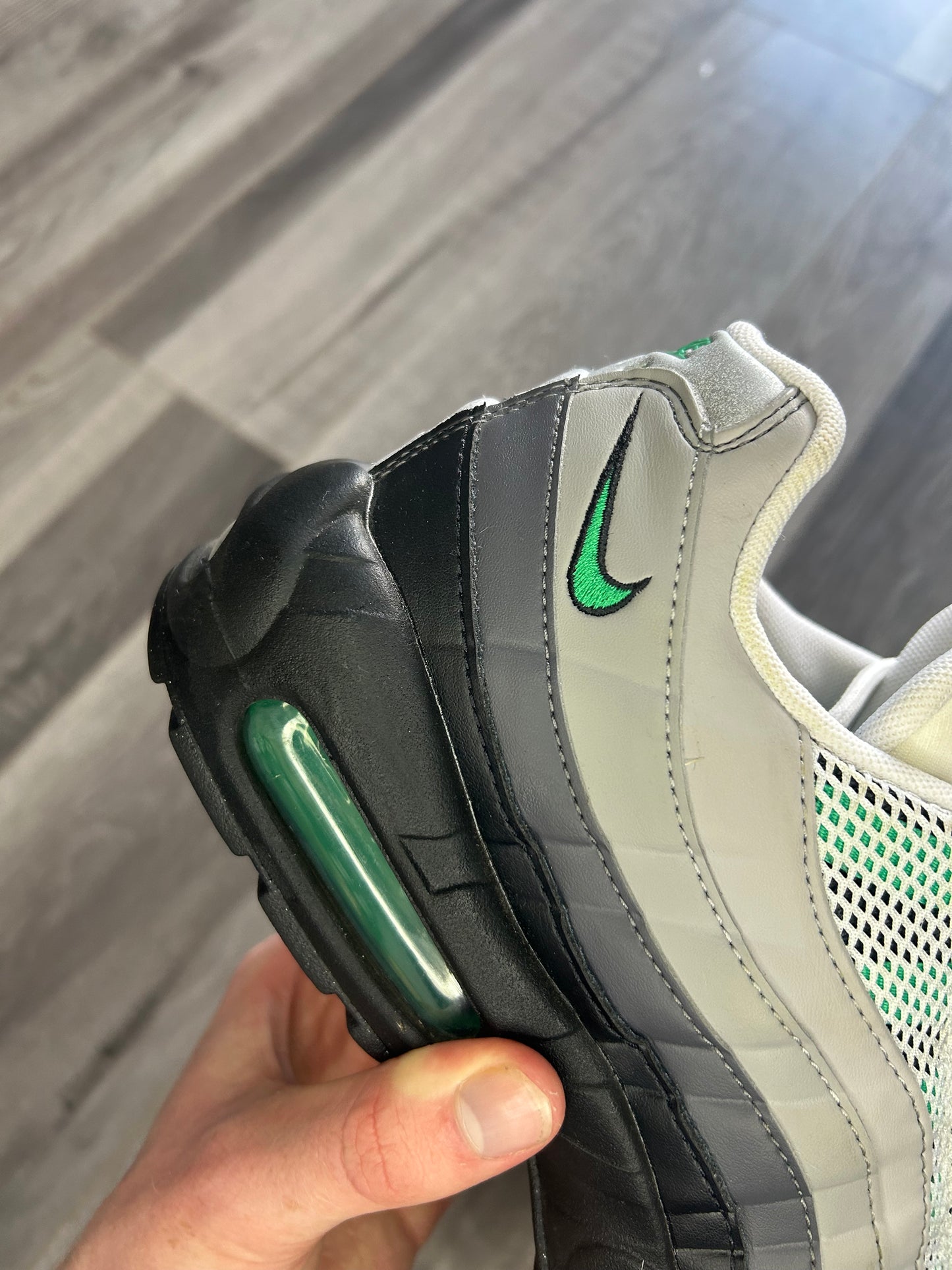 Nike Airmax 95 stadium green uk 8.5 used