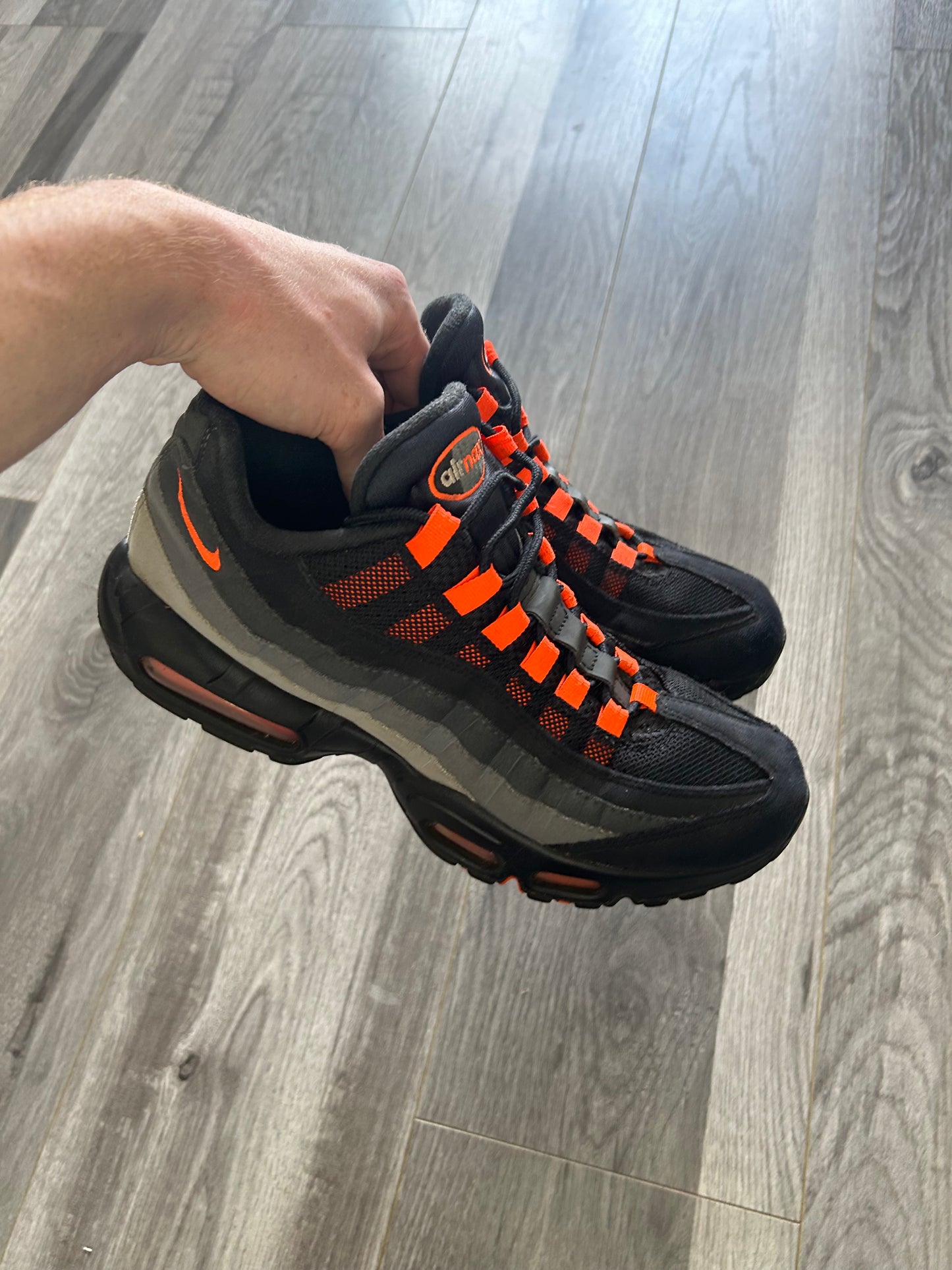 Nike Airmax 95 hyper crimson uk 8 used