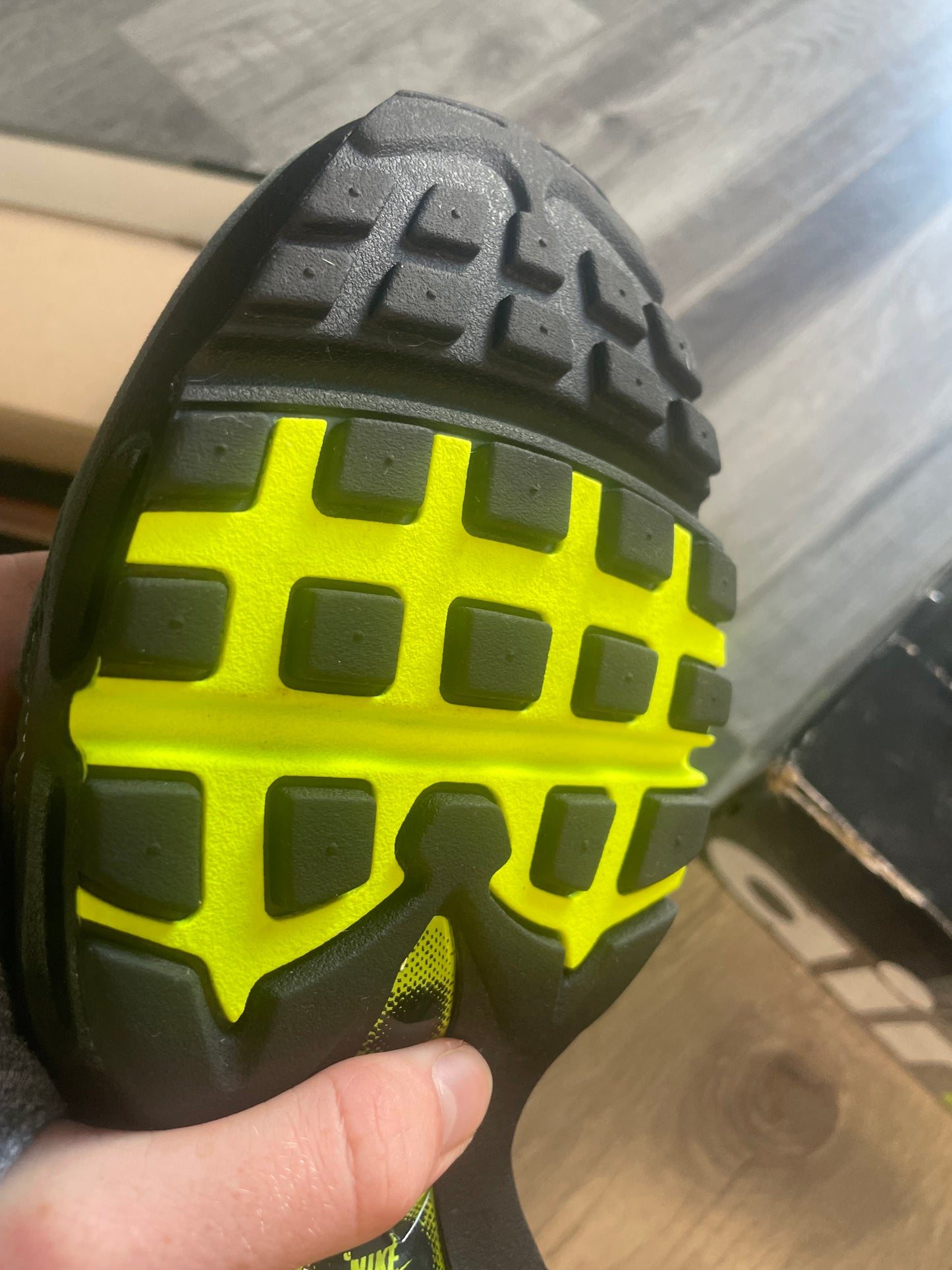Nike air max 95 neon 2025 big bubble Uk 11 used