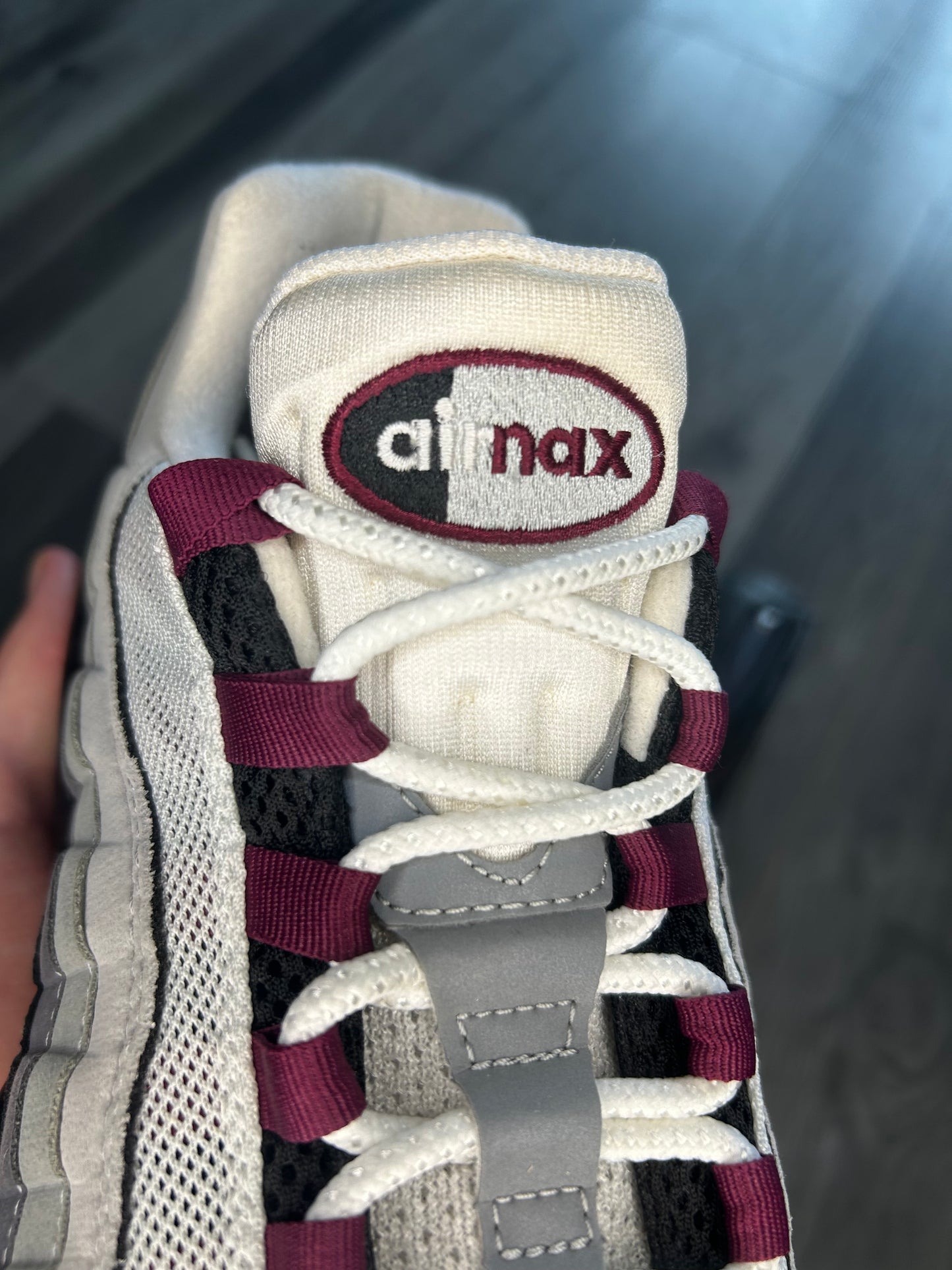 Nike Airmax 95 beetroot uk 9 used