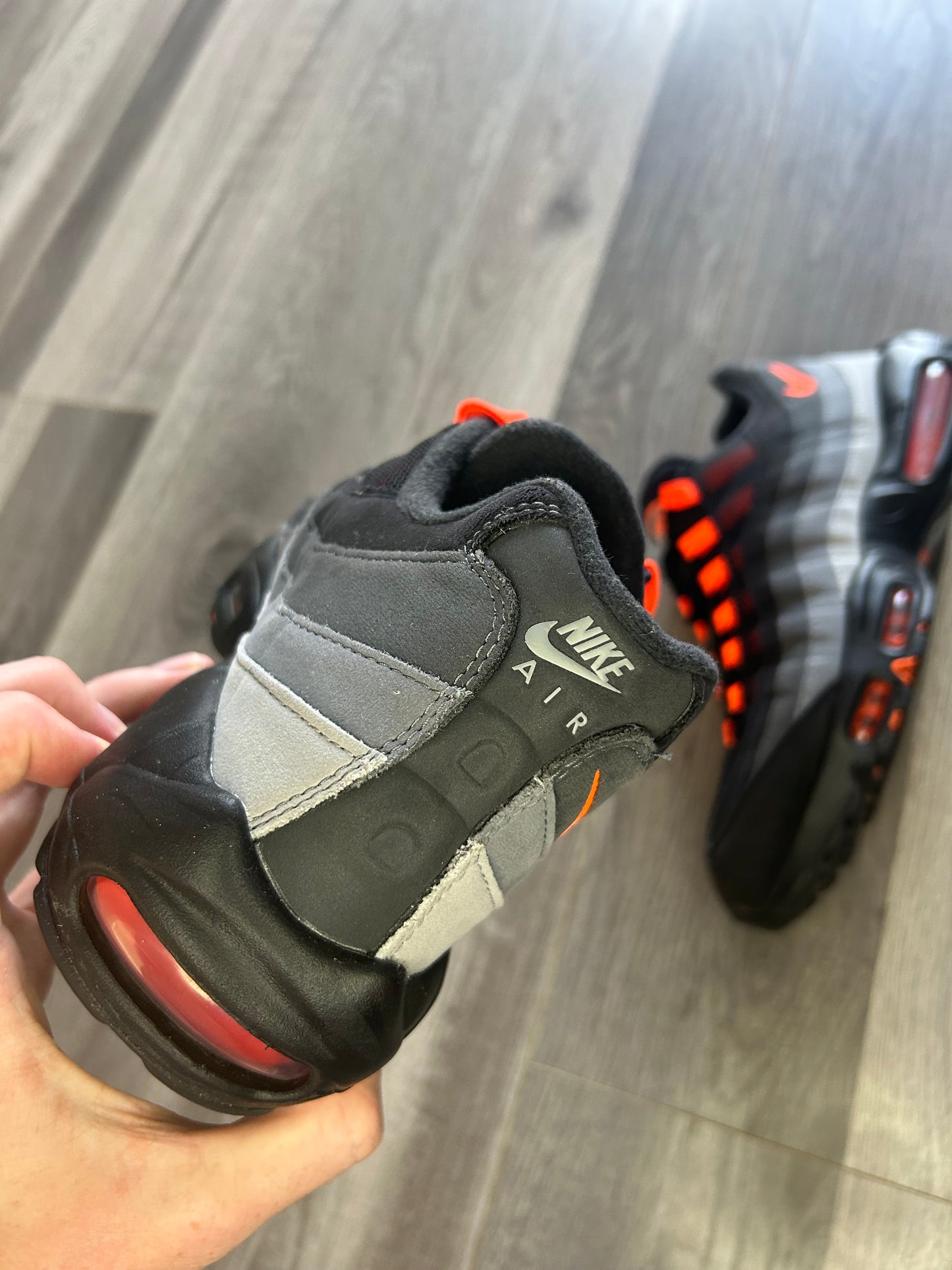 Nike Airmax 95 hyper crimson uk 10.5 used