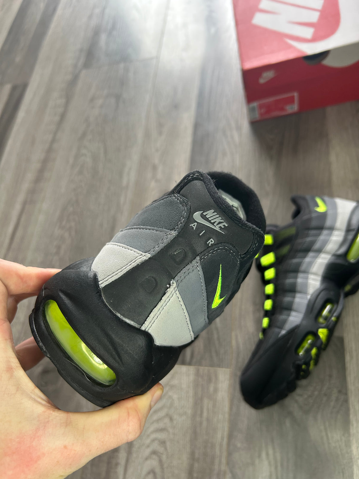 Nike Airmax 95 reverse neon uk 10 used