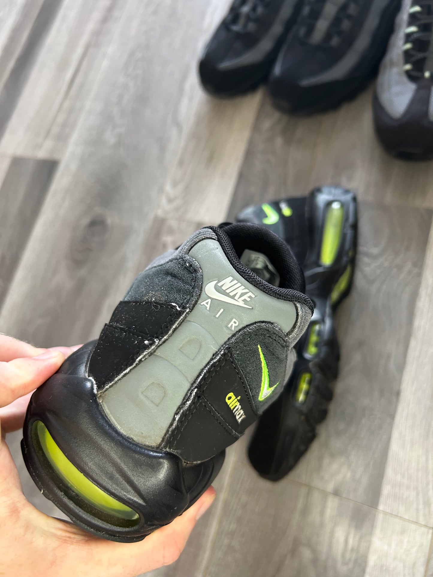 Nike Airmax 95 retro logo black grey volt