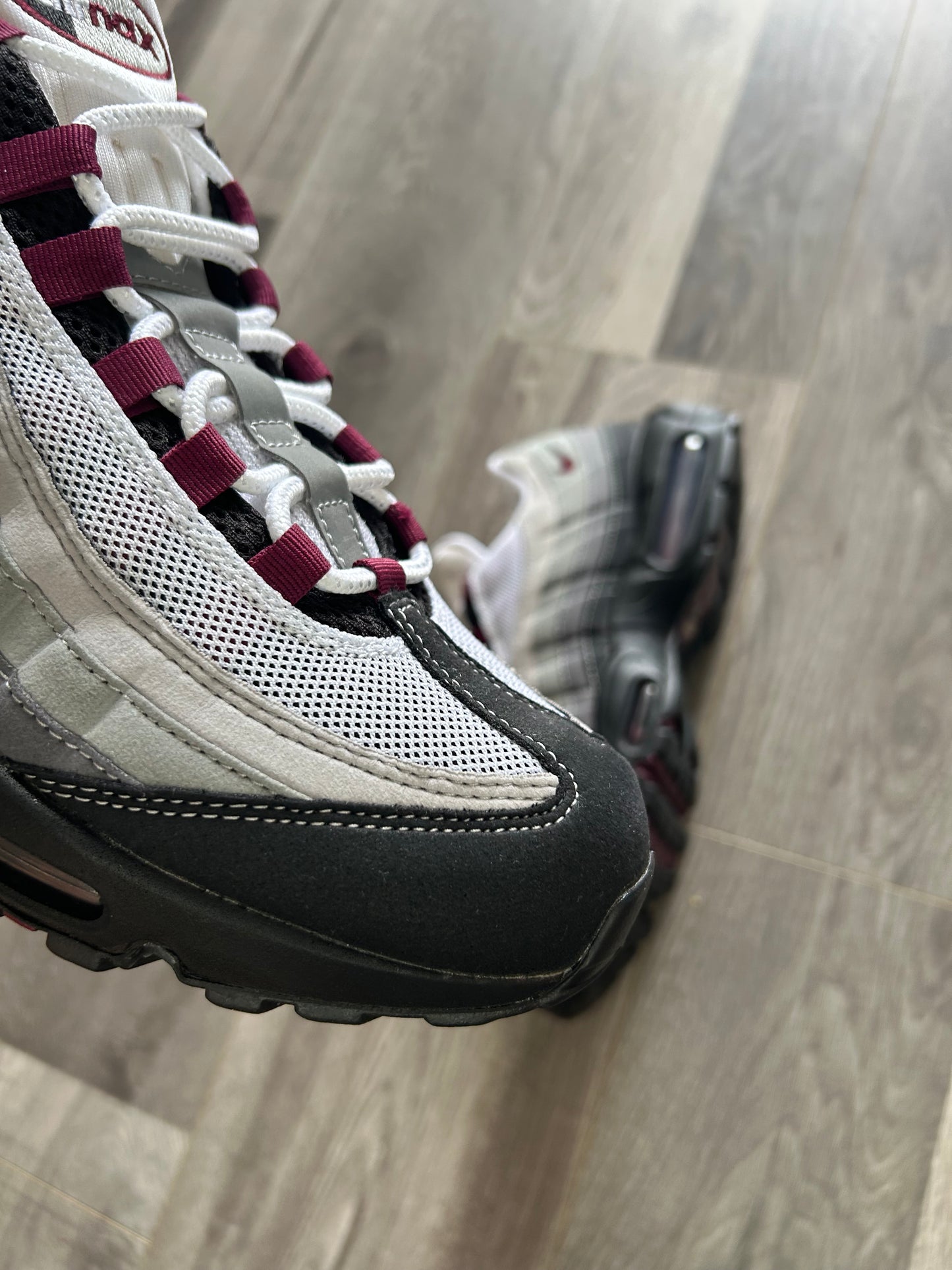 Nike Airmax 95 beetroot uk 10.5 brand new