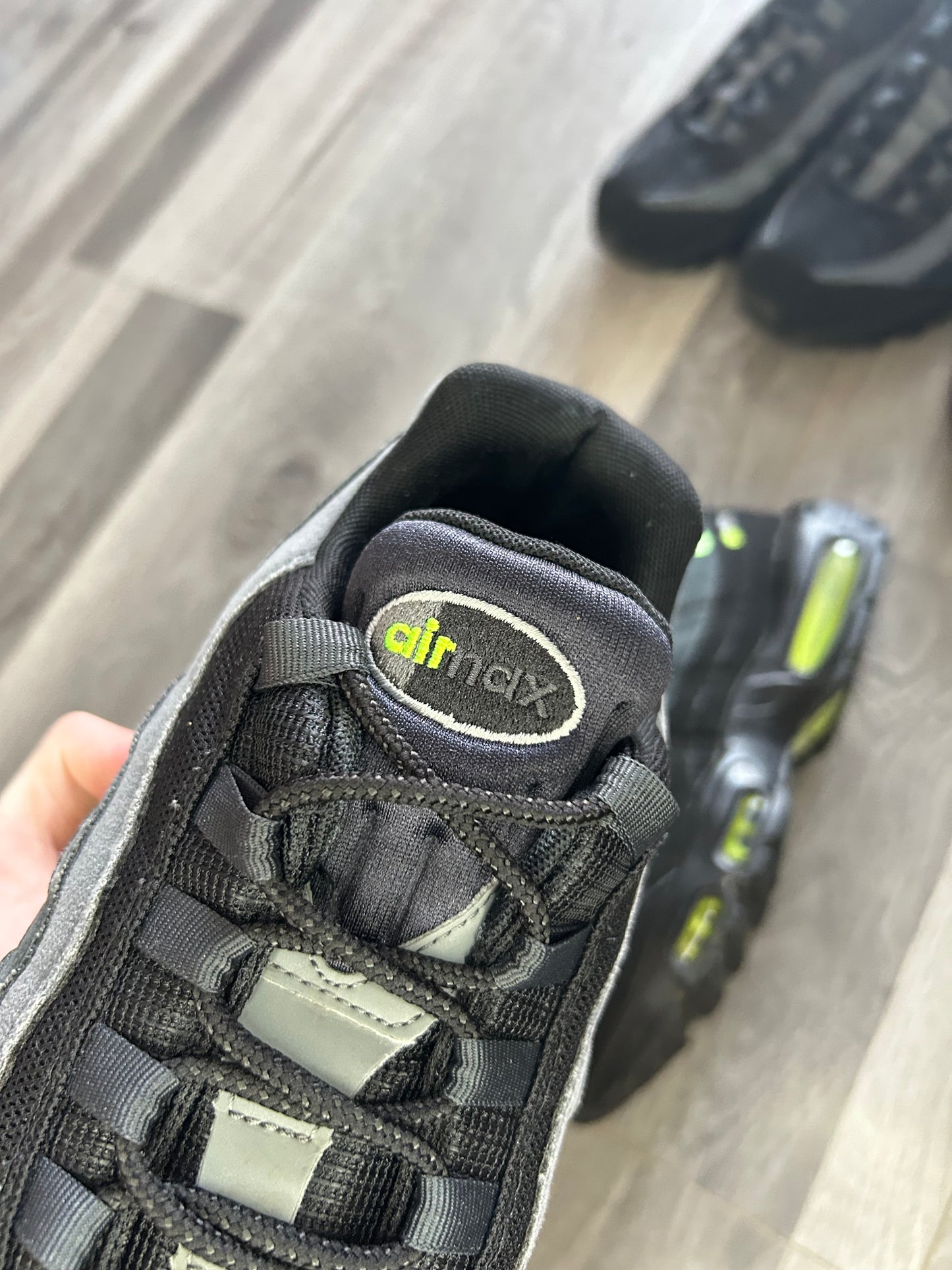 Nike Airmax 95 retro logo black grey volt