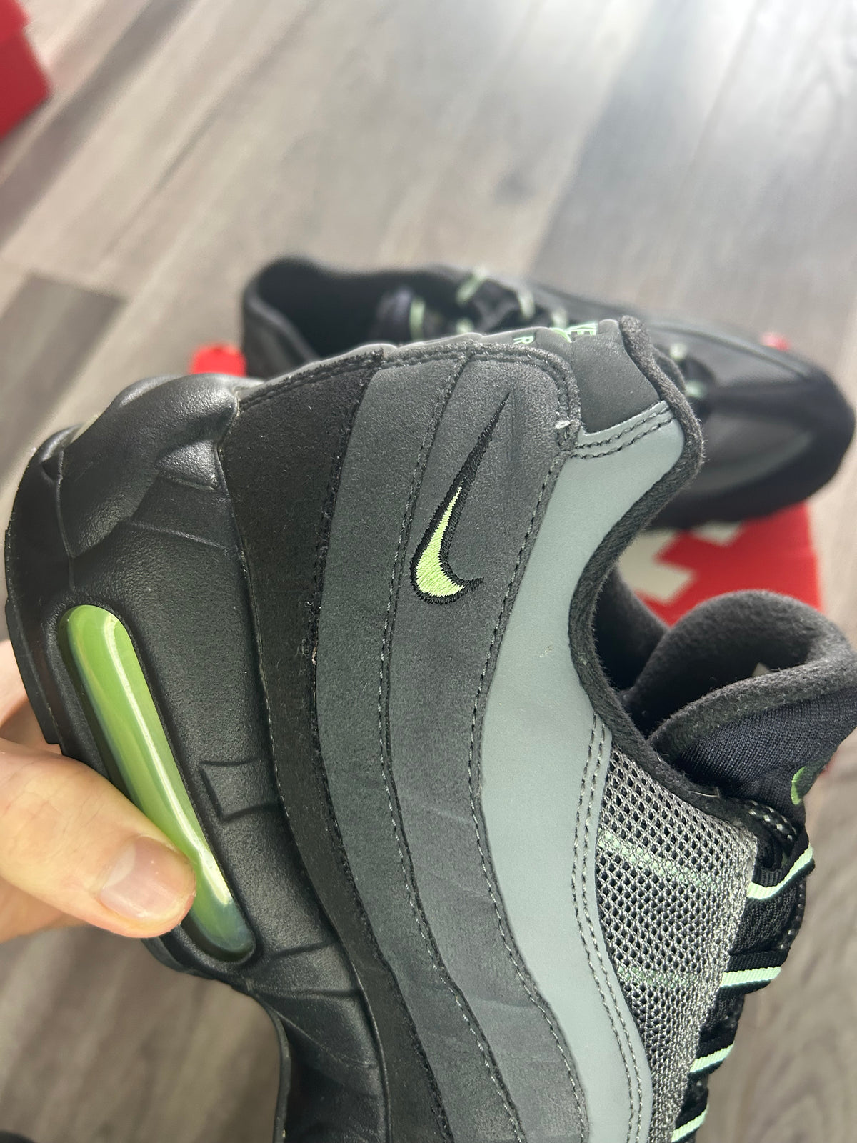 Nike Airmax 95 vapour green uk 9.5 used