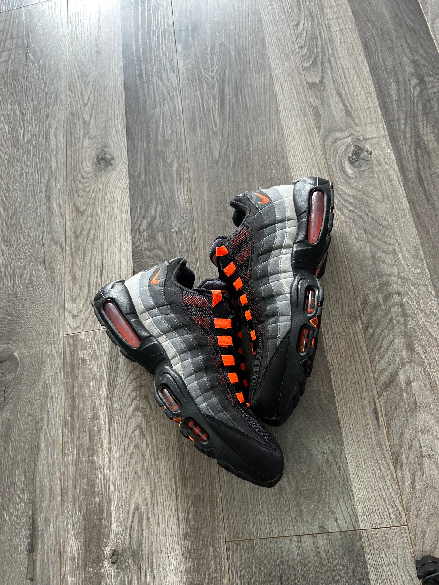 Nike Airmax 95 hyper crimson uk 9.5 used