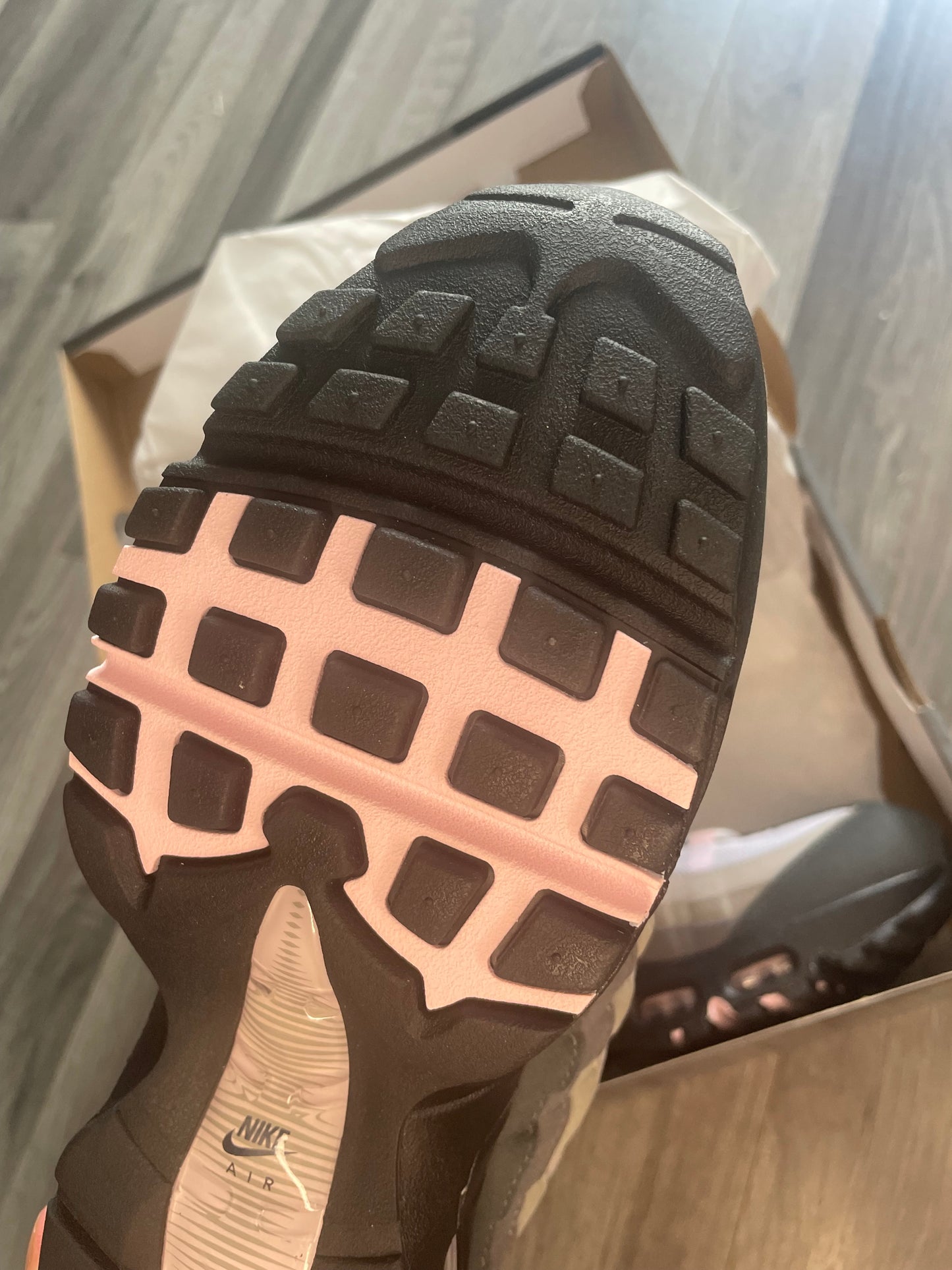 air max 95 ‘big bubble’ pink foam 2025