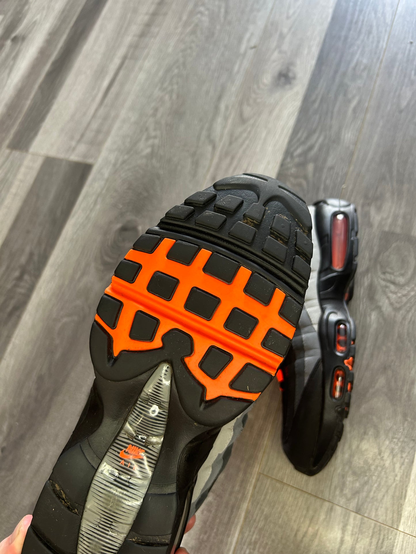 Nike Airmax 95 hyper crimson uk 9 used