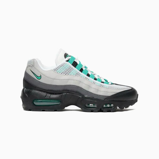 Nike Airmax 95 stadium green uk 8.5 used