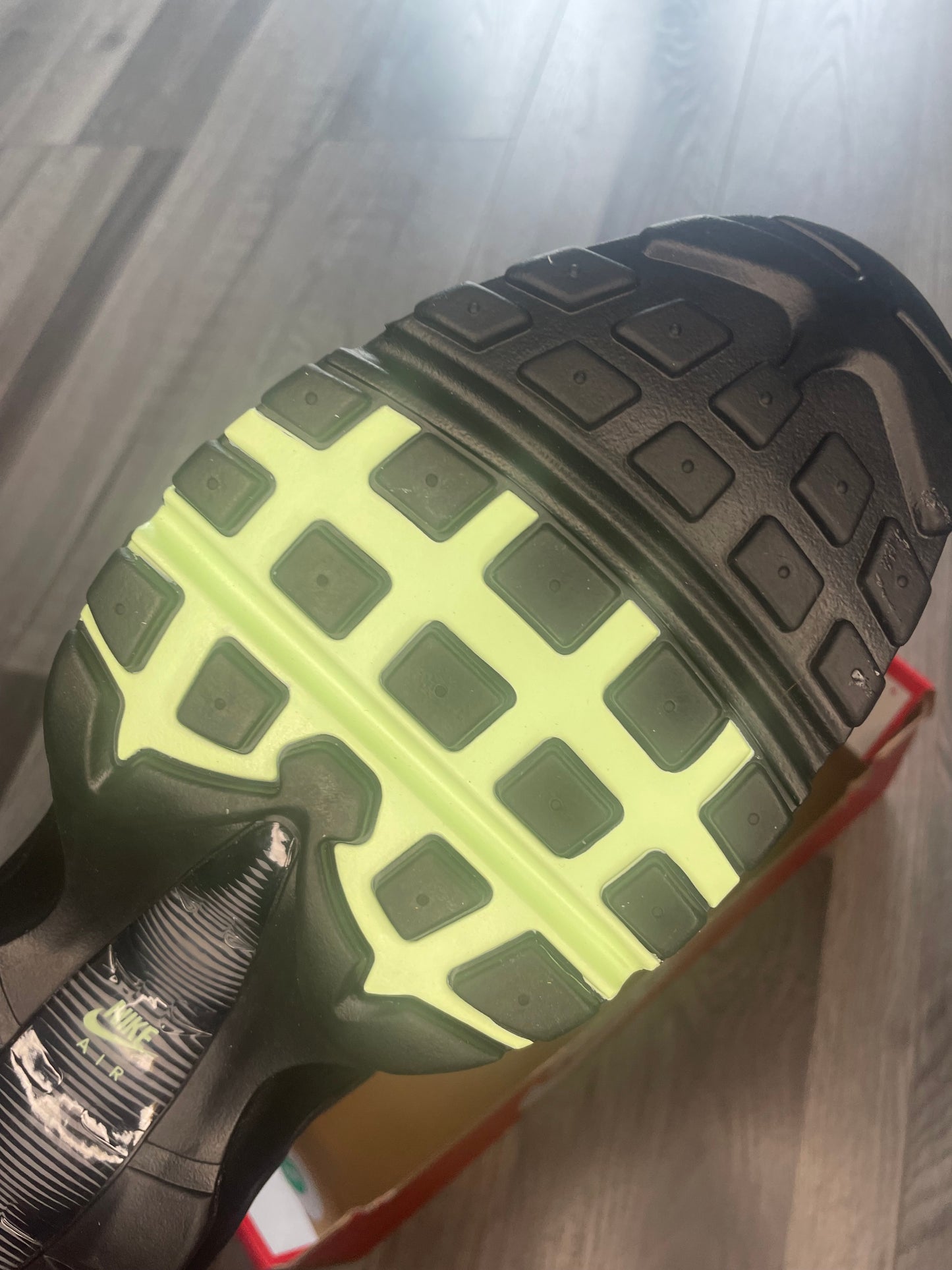 Air max 95 vapour green multiple sizes
