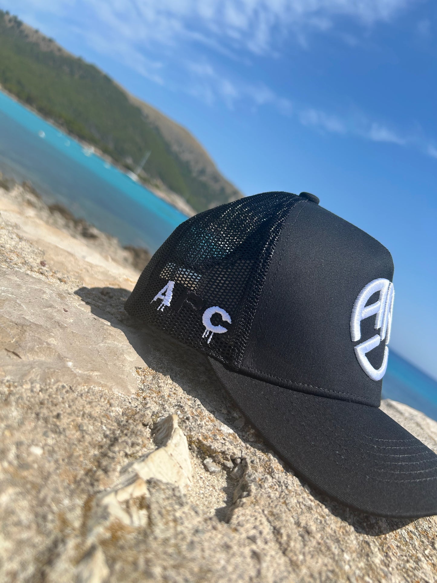 APC CAP - black/white