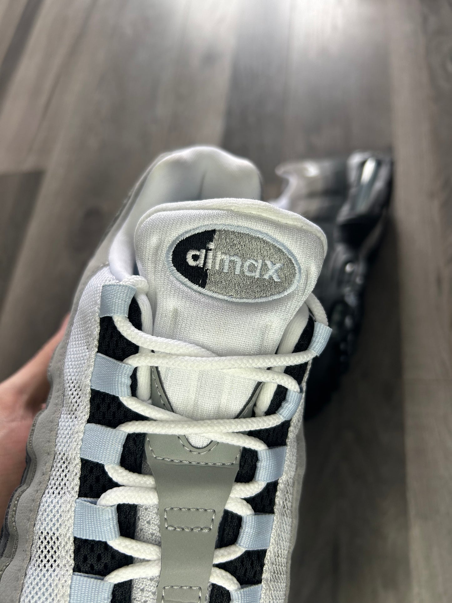 Nike Airmax 95 blue tint big bubble uk 11 tried on