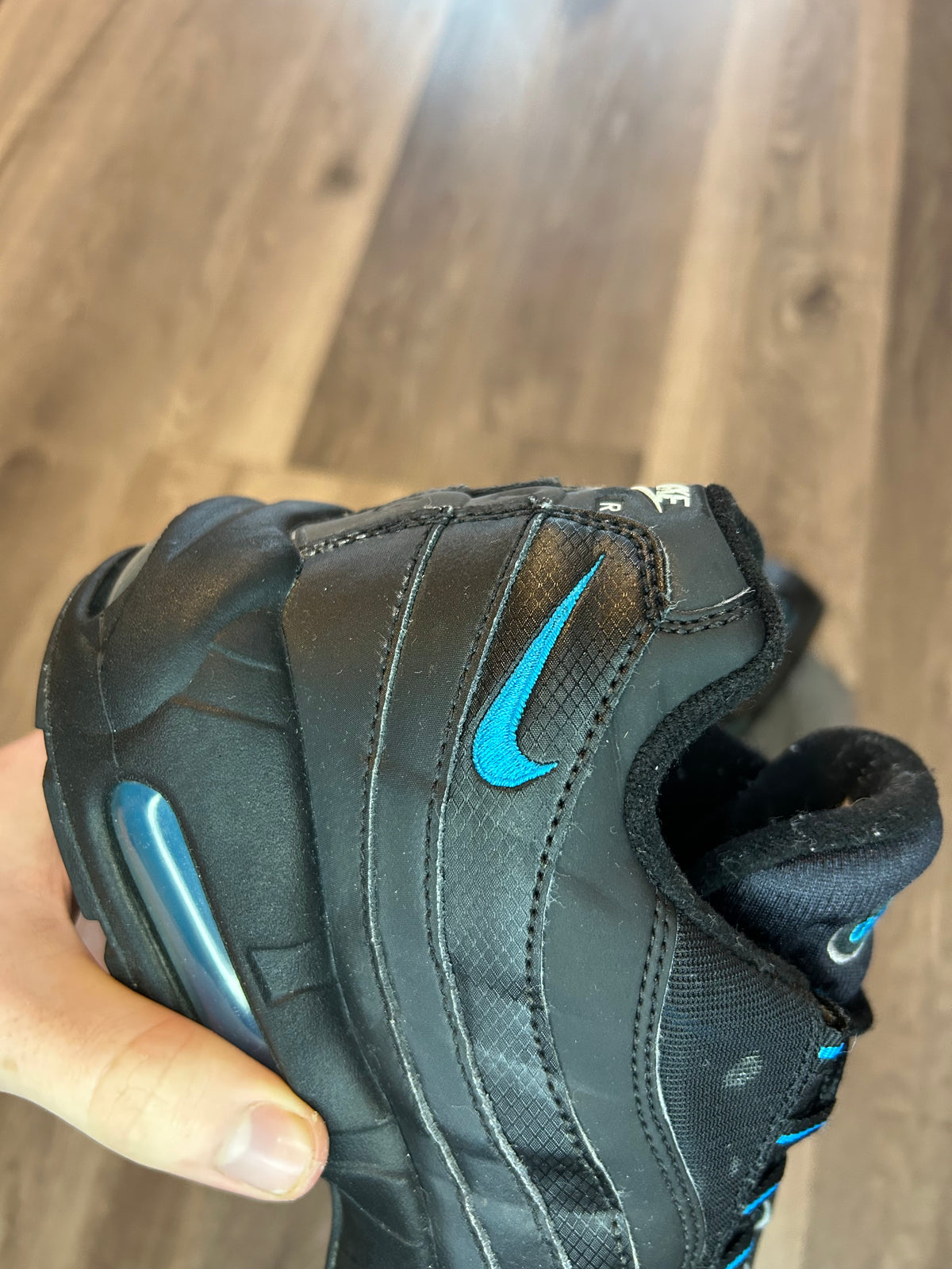 Nike Airmax 95 black laser blue uk 7 used