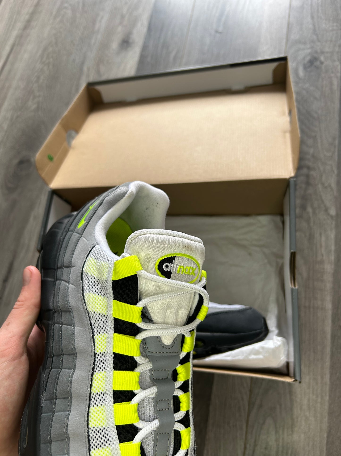 Nike Airmax 95 neon 2020 uk 8.5 used