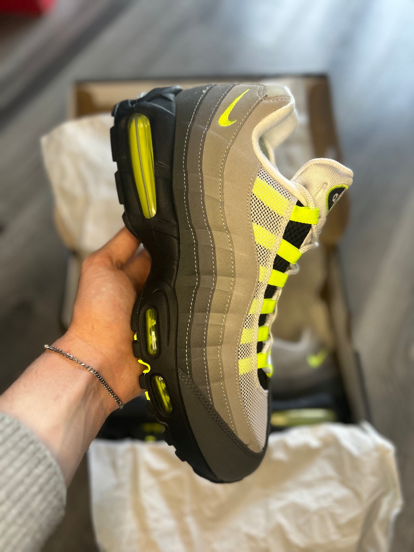 Nike air max 95 neon big bubble brand new in box