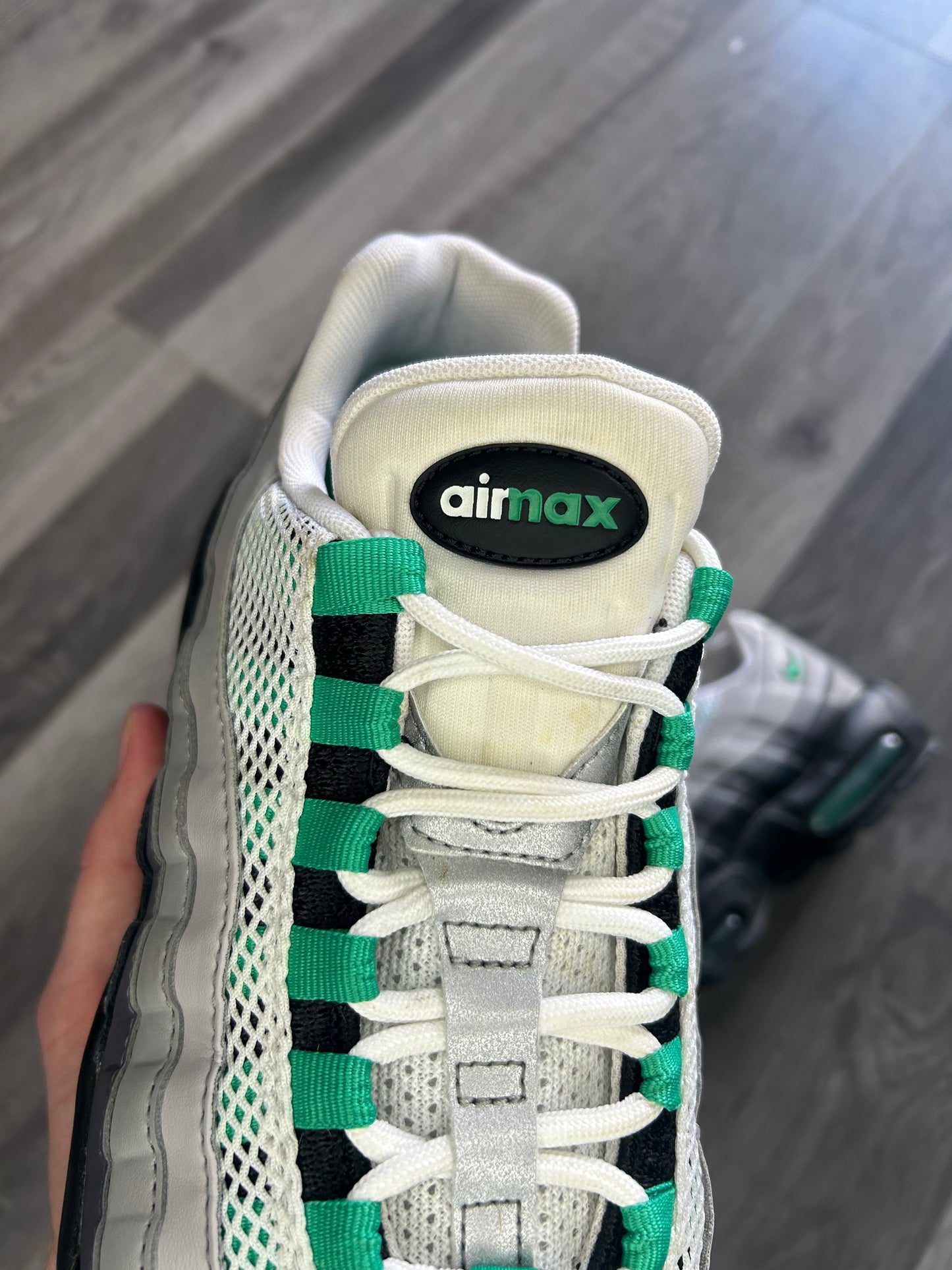 Nike Airmax 95 stadium green uk 8.5 used