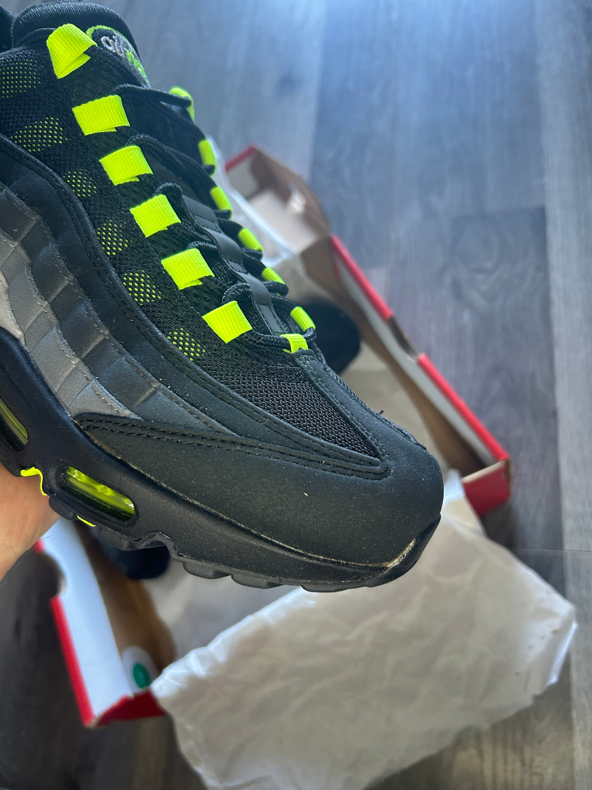 Nike Airmax 95 reverse neon uk 9 unworn