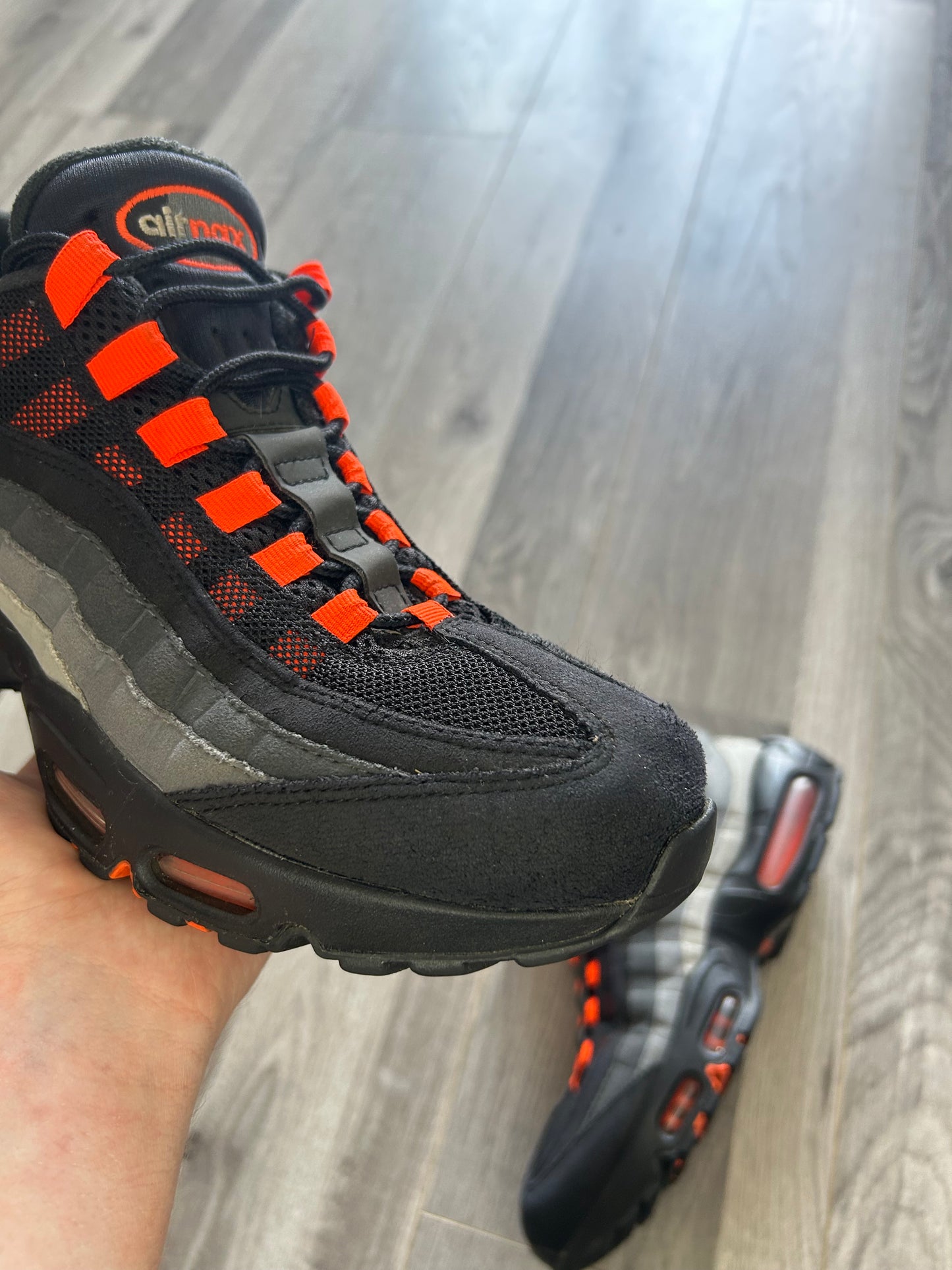 Nike Airmax 95 hyper crimson uk 8 used