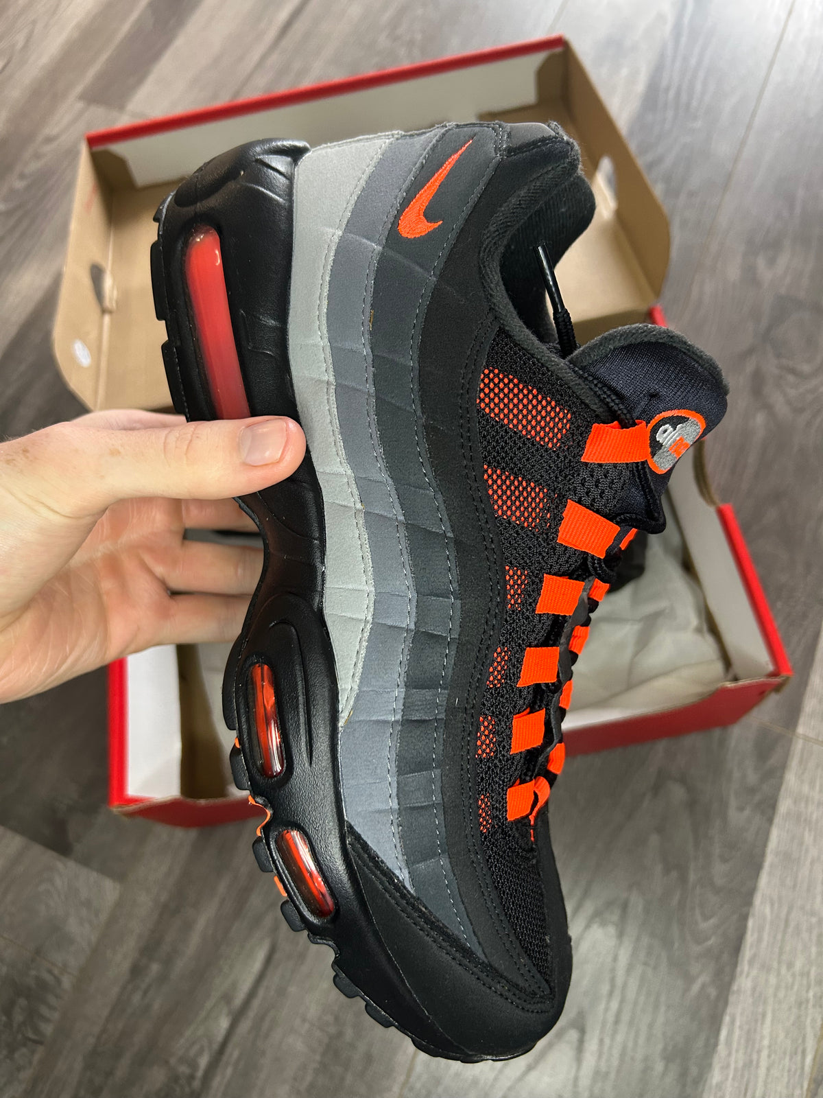 Nike Airmax 95 hyper crimson uk 9 used